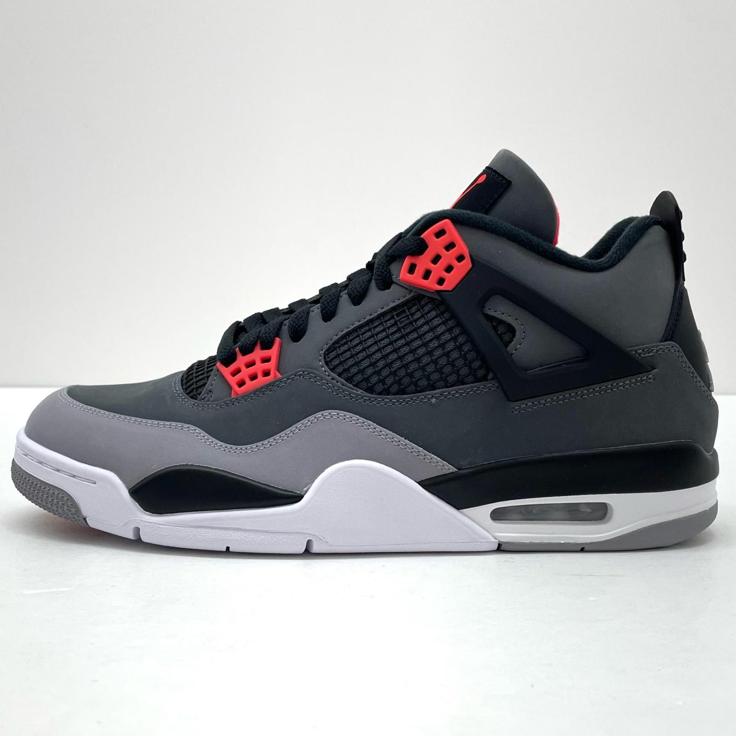 NIKE | ナイキ Air Jordan 4 Retro スニーカー DH6927-061 グレー 29cm【尾張小牧店】