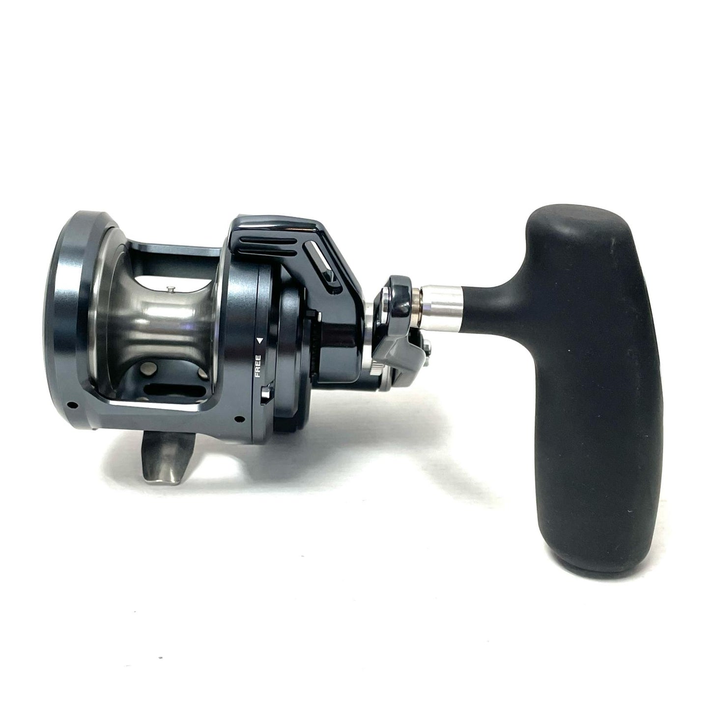 【フィッシング/釣り/釣具/リール】 【ベイトリール/右ハンドル】SHIMANO | シマノ 24オシアジガー LD2500HG【尾張小牧店】
