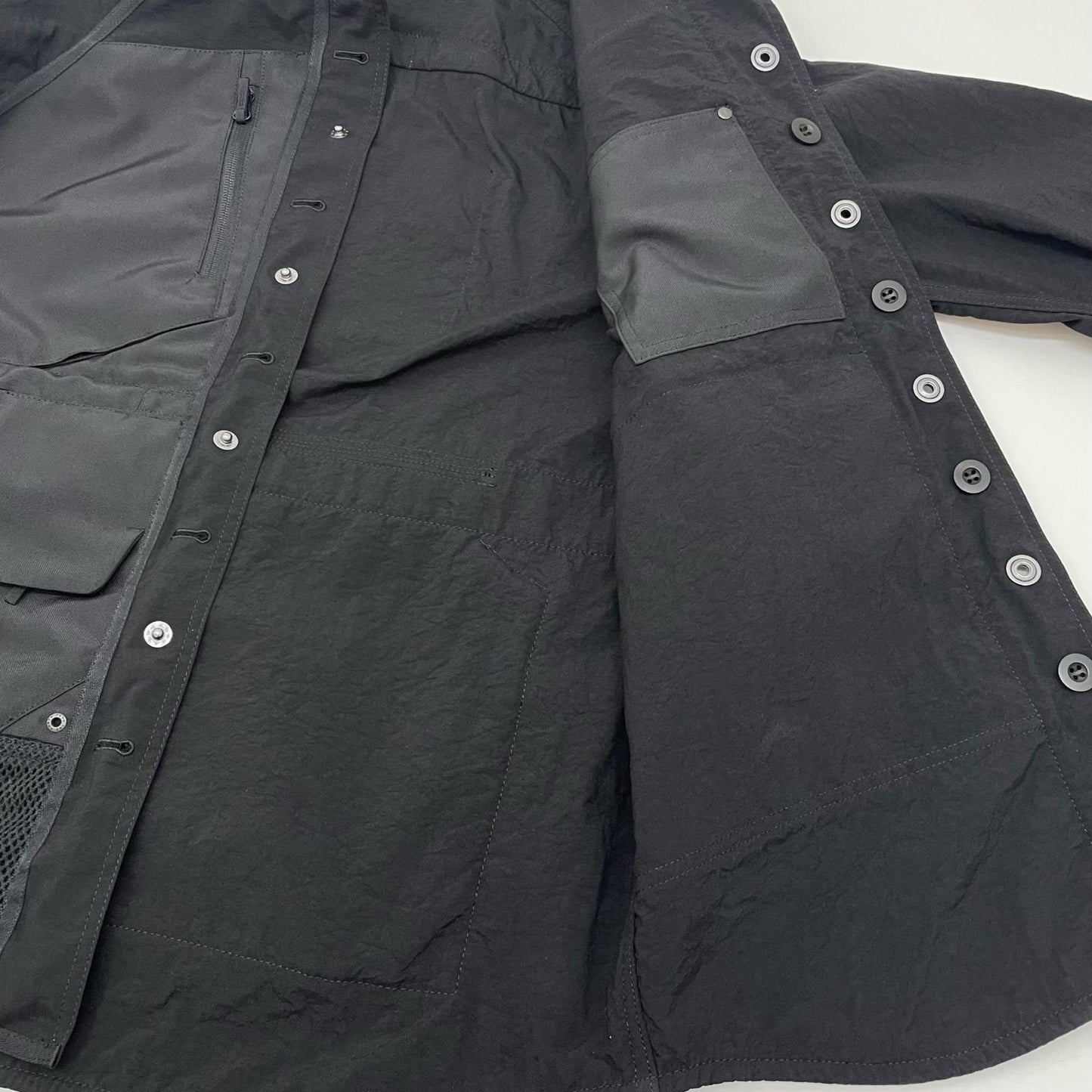 JUNYA WATANABE COMME des GARCONS MAN | ジュンヤワタナベコムデギャルソンマン その他アウター WO-B902-100 ブラック サイズ：M【尾張小牧店】