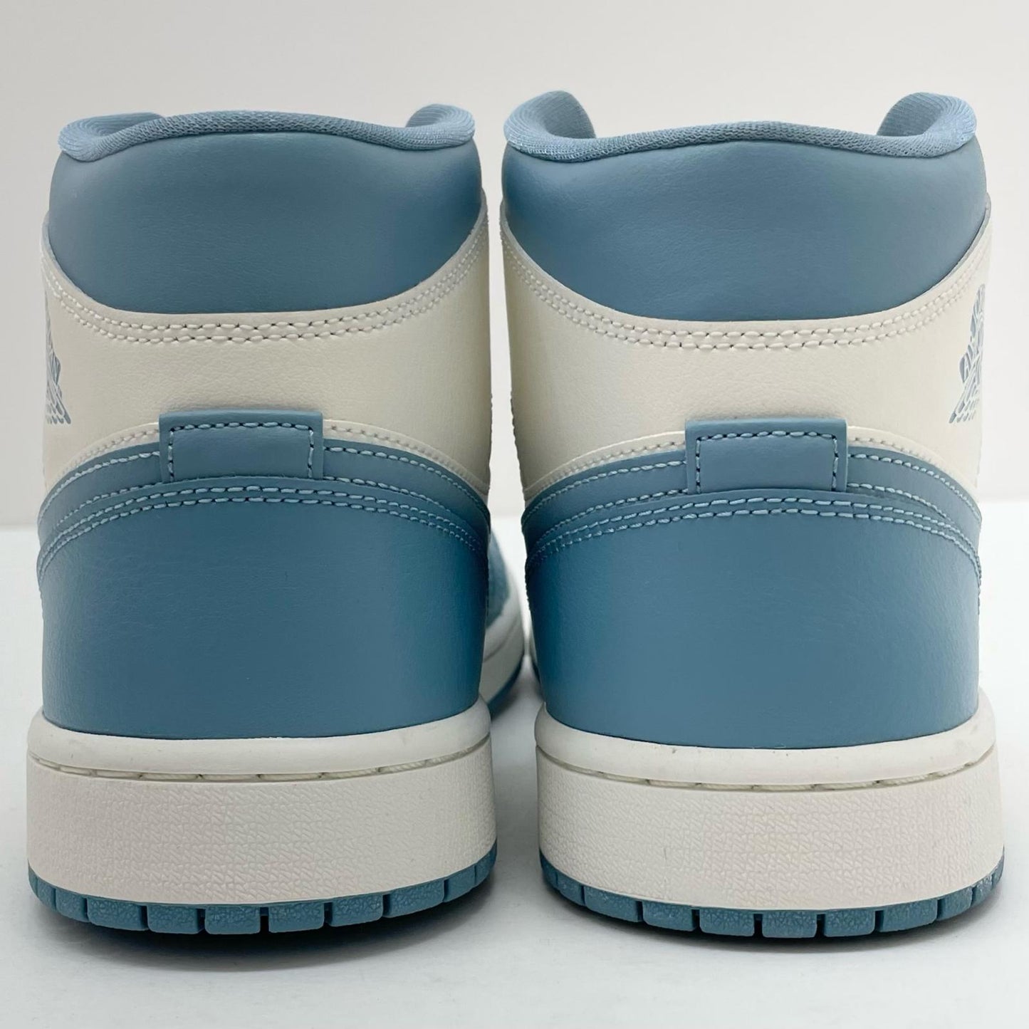 NIKE | ナイキ WMNS AIR JORDAN 1 MID スニーカー BQ6472-141 ホワイト×ブルー 29cm【尾張小牧店】