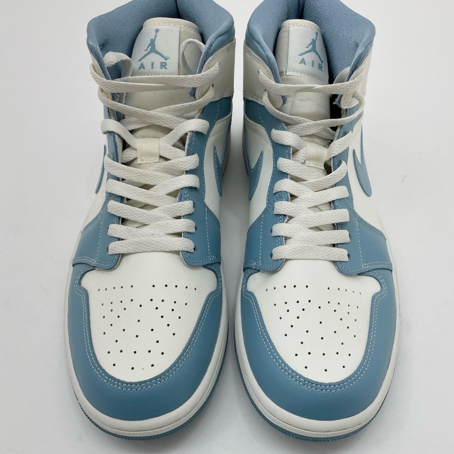 NIKE | ナイキ WMNS AIR JORDAN 1 MID スニーカー BQ6472-141 ホワイト×ブルー 29cm【尾張小牧店】