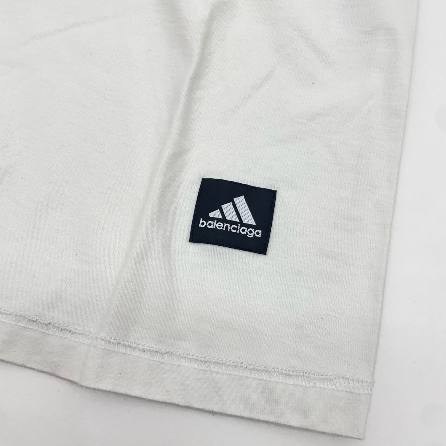 BALENCIAGA | バレンシアガ 半袖Ｔシャツ 731369 ホワイト サイズ：S【尾張小牧店】