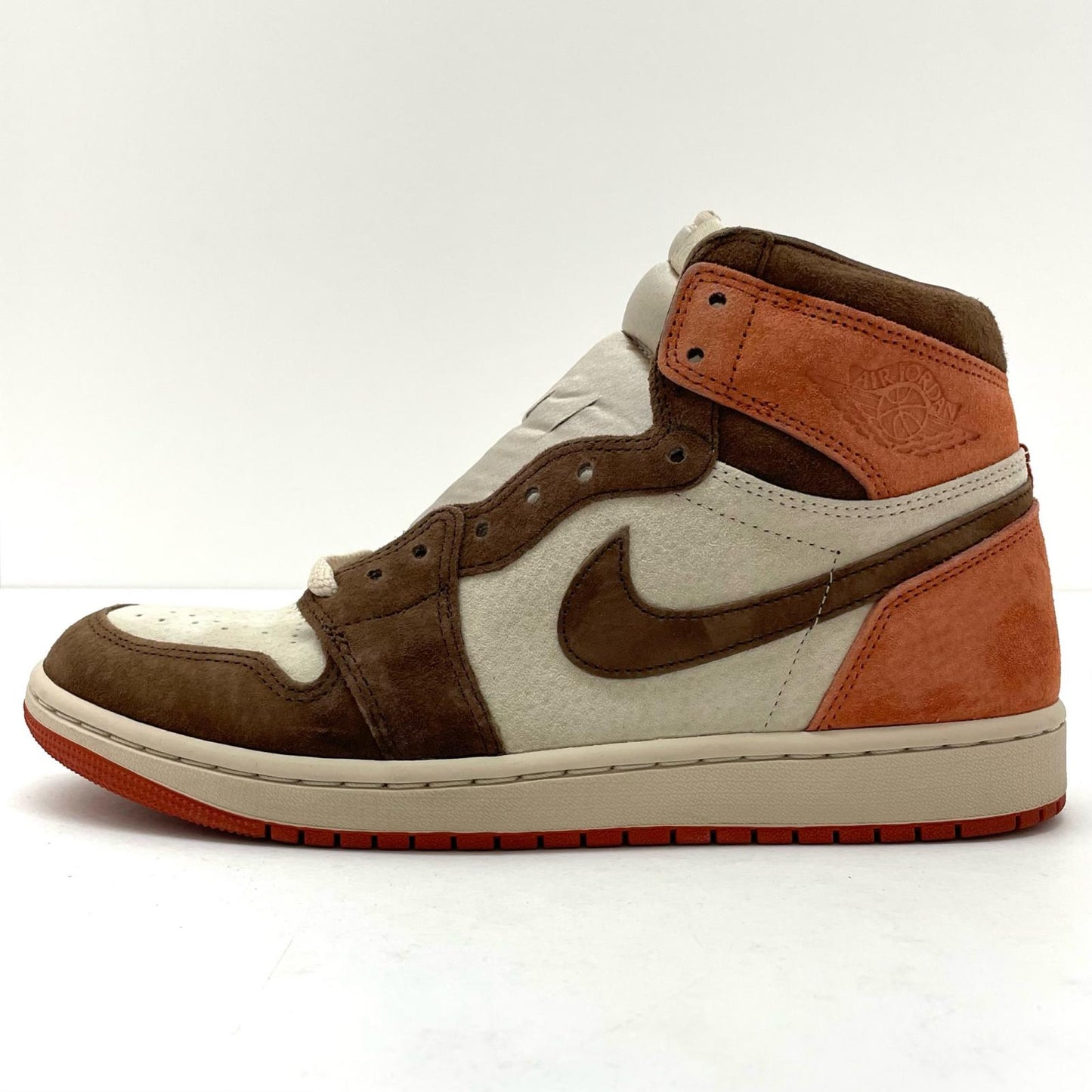 NIKE | ナイキ Nike Women's Air Jordan 1 High OG スニーカー FQ2941-200 ブラウン×オフホワイト 27.5cm【尾張小牧店】