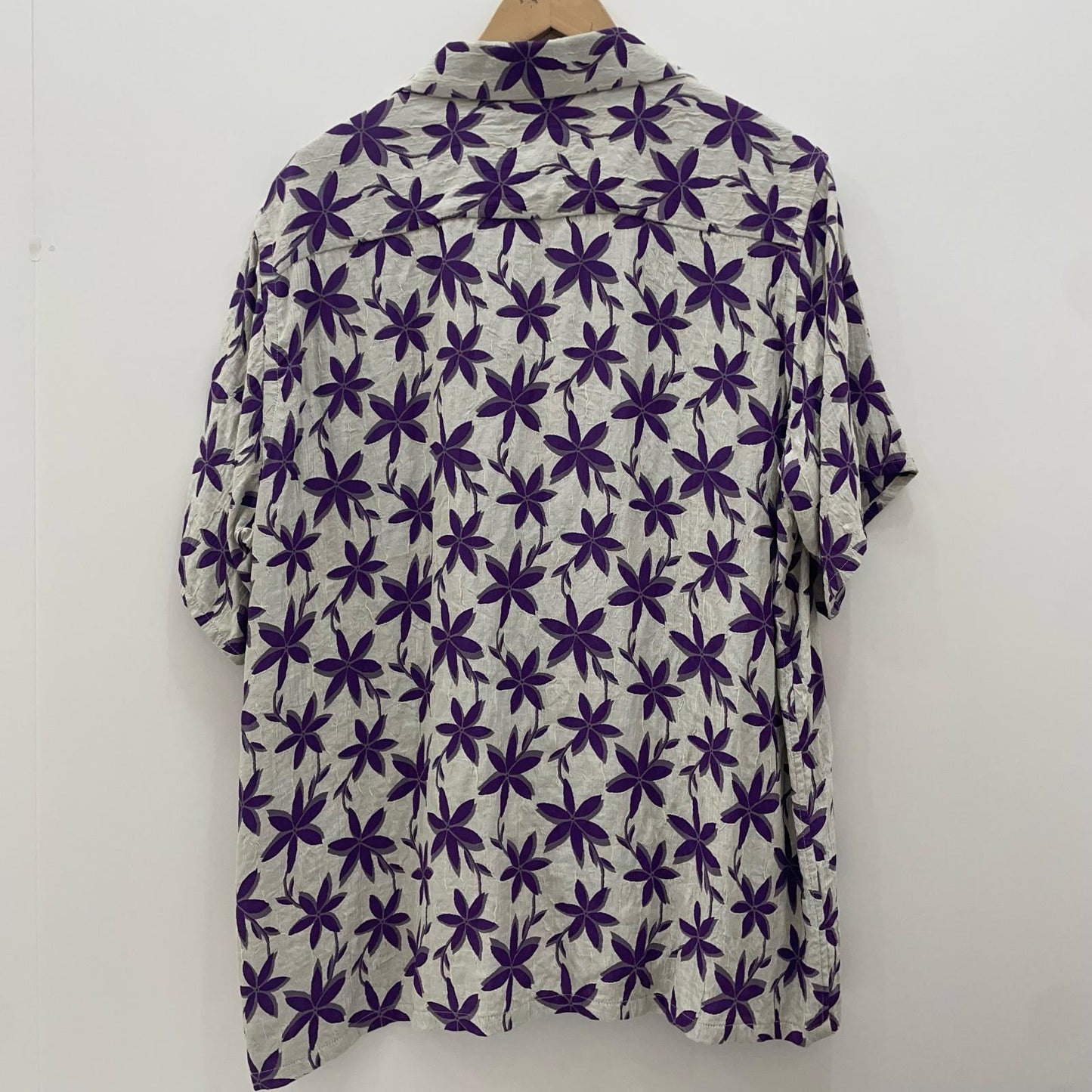 Needles | ニードルス ONE-UP SHIRT-ACE/R FLORALX 半袖シャツ MR238 ホワイト×パープル サイズ：M【尾張小牧店】