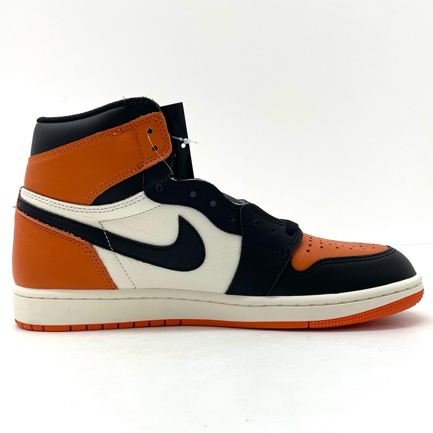 NIKE | ナイキ スニーカー DZ5485-008 オレンジ×ブラック×ホワイト 28cm
