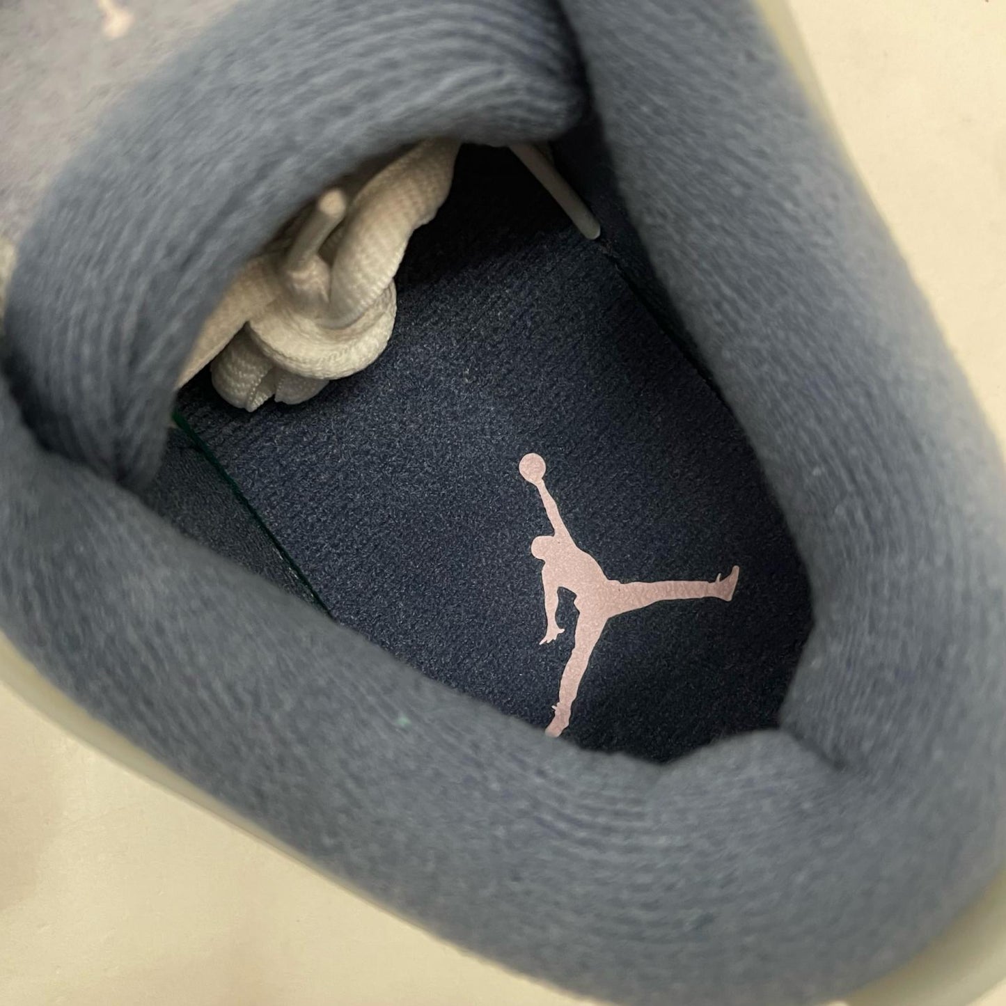 NIKE | ナイキ Air Jordan 4 RM スニーカー FQ7939-101 グレー 28cm【尾張小牧店】
