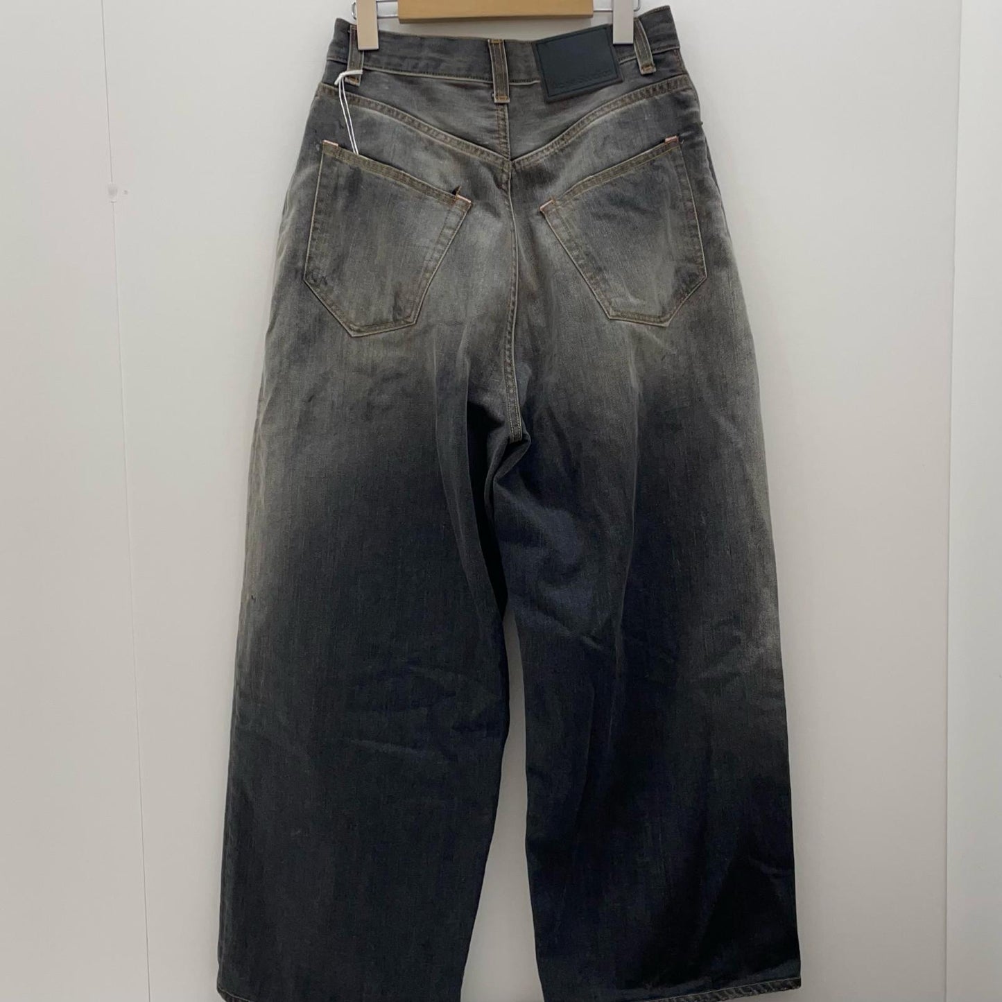 ACNE STUDIOS | アクネストゥディオズ 2023M FN Black Trafalgar デニムパンツ B00396 ブラック サイズ：44【尾張小牧店】