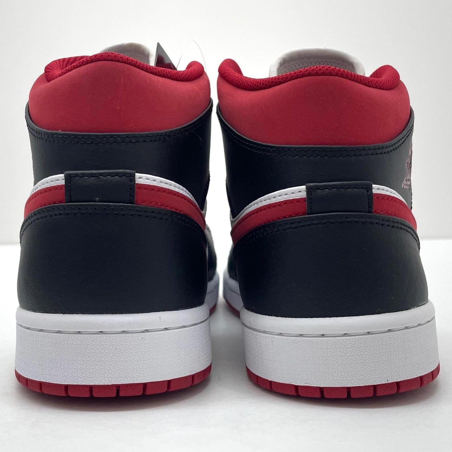 【中古】NIKE | ナイキ Air Jordan 1 Mid "White/Gym Red Black"　エアジョーダン1 ミッド "ホワイト/ジムレッド ブラック"　スニーカー 靴　554724-122 レッド×ブラック×ホワイト 29cm【尾張小牧店】