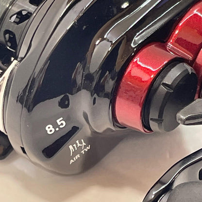 【フィッシング/釣り/釣具/リール】 【ベイトリール/右ハンドル】Daiwa | ダイワ 21月下美人AIR TW 8.5R PE SP【尾張小牧店】