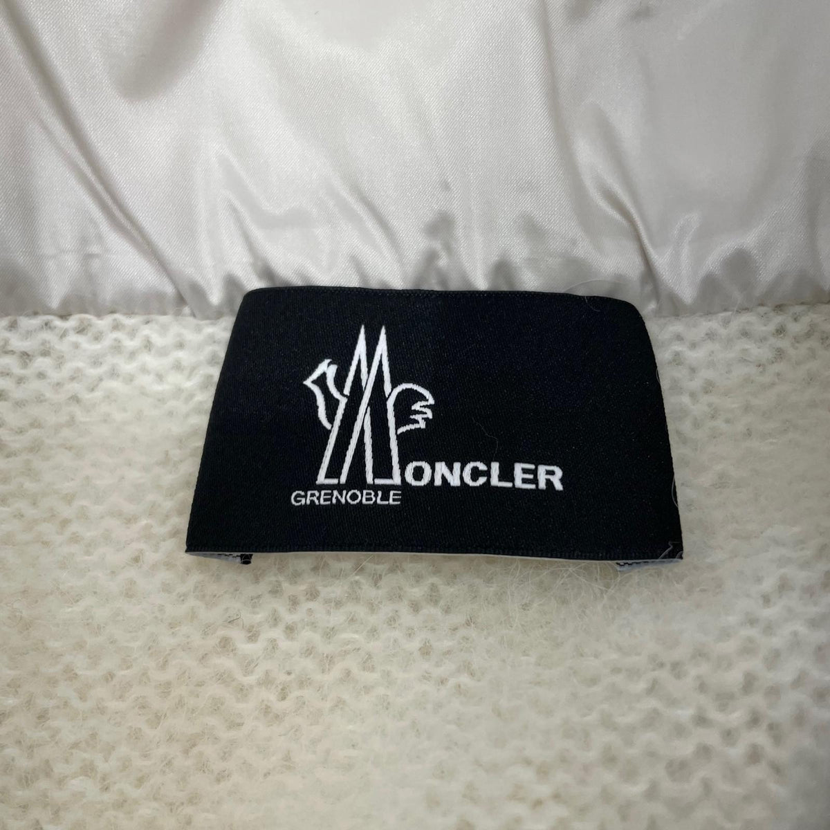 【中古】MONCLER | モンクレール カーディガン ホワイト サイズ：XS【尾張小牧店】