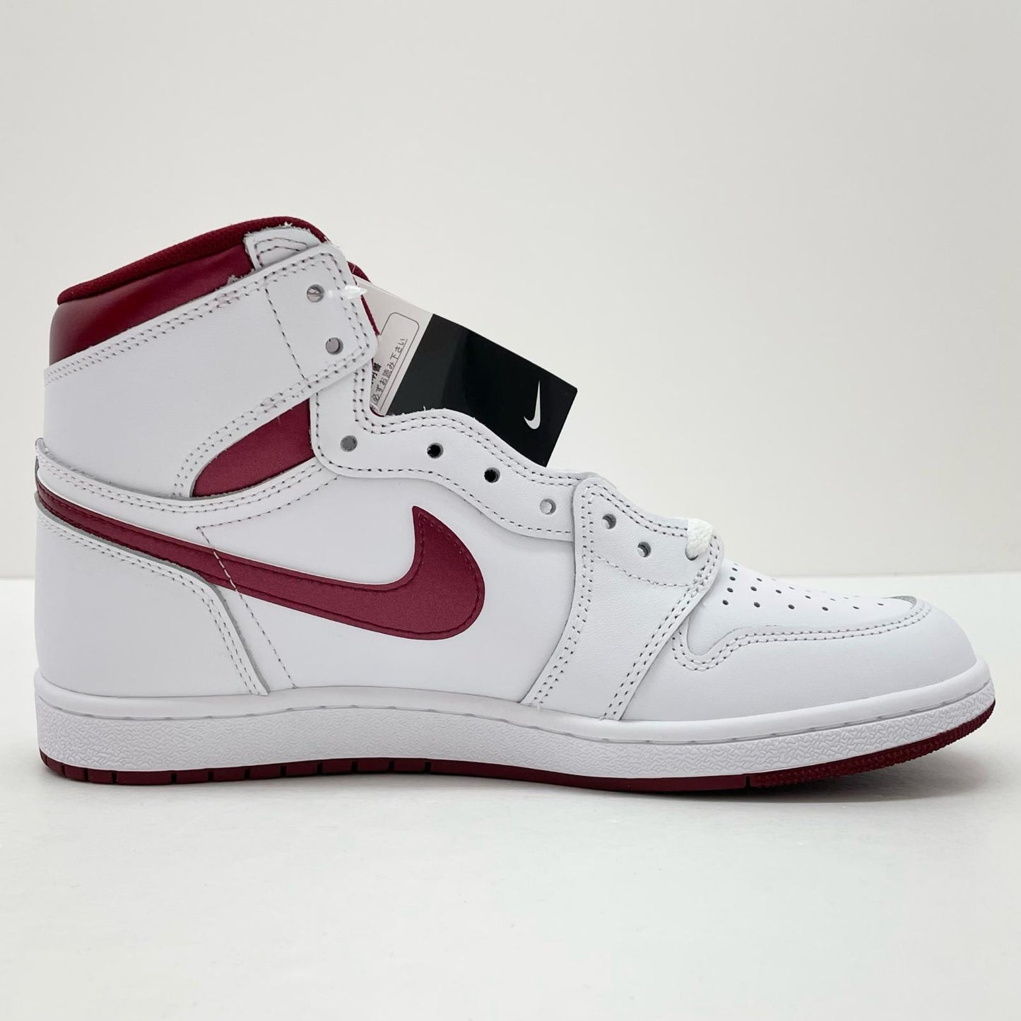 NIKE | ナイキ Air Jordan 1 High '85 スニーカー BQ4422-161 レッド×ホワイト 28.5cm