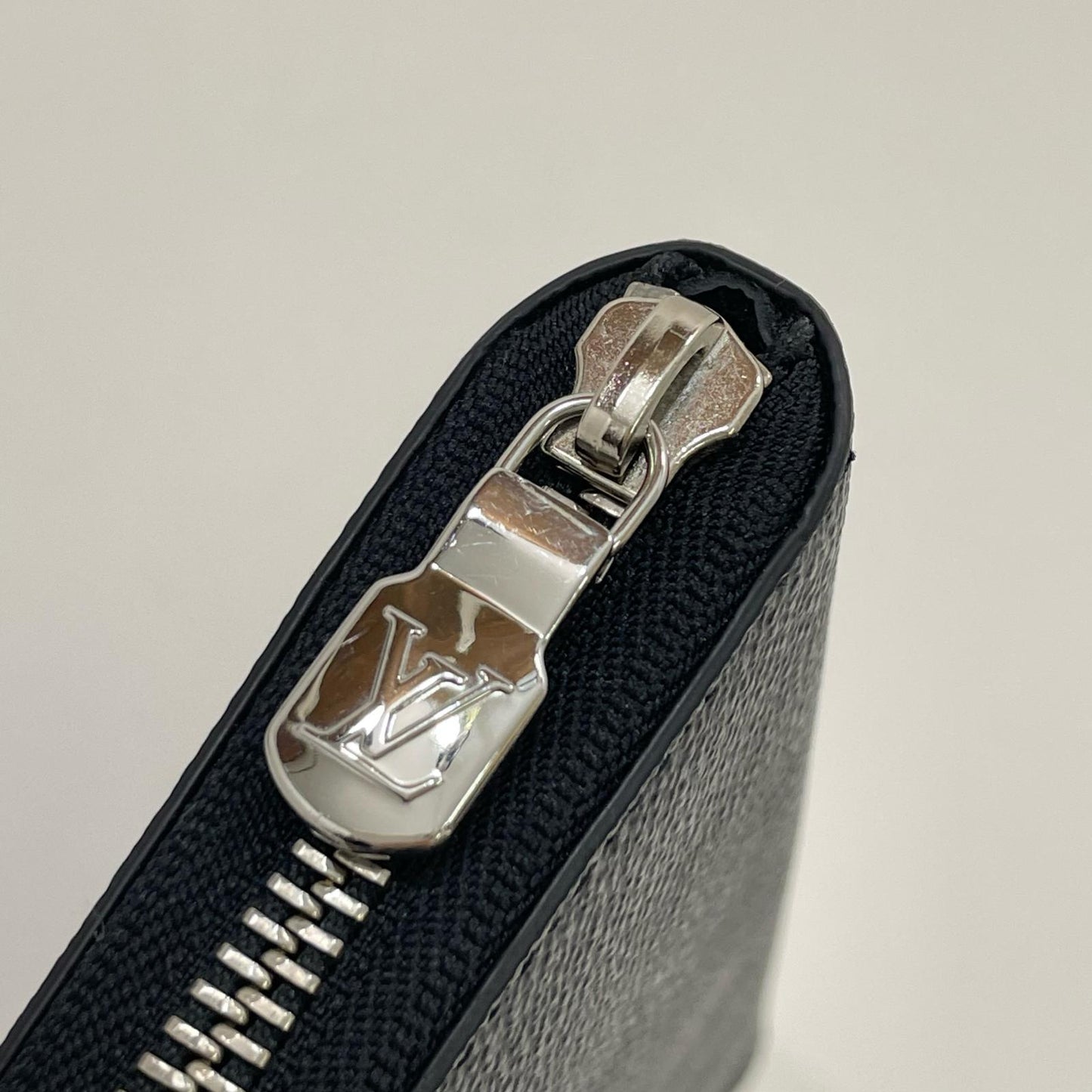 LOUIS VUITTON | ルイ・ヴィトン 長財布 ブラック【尾張小牧店】