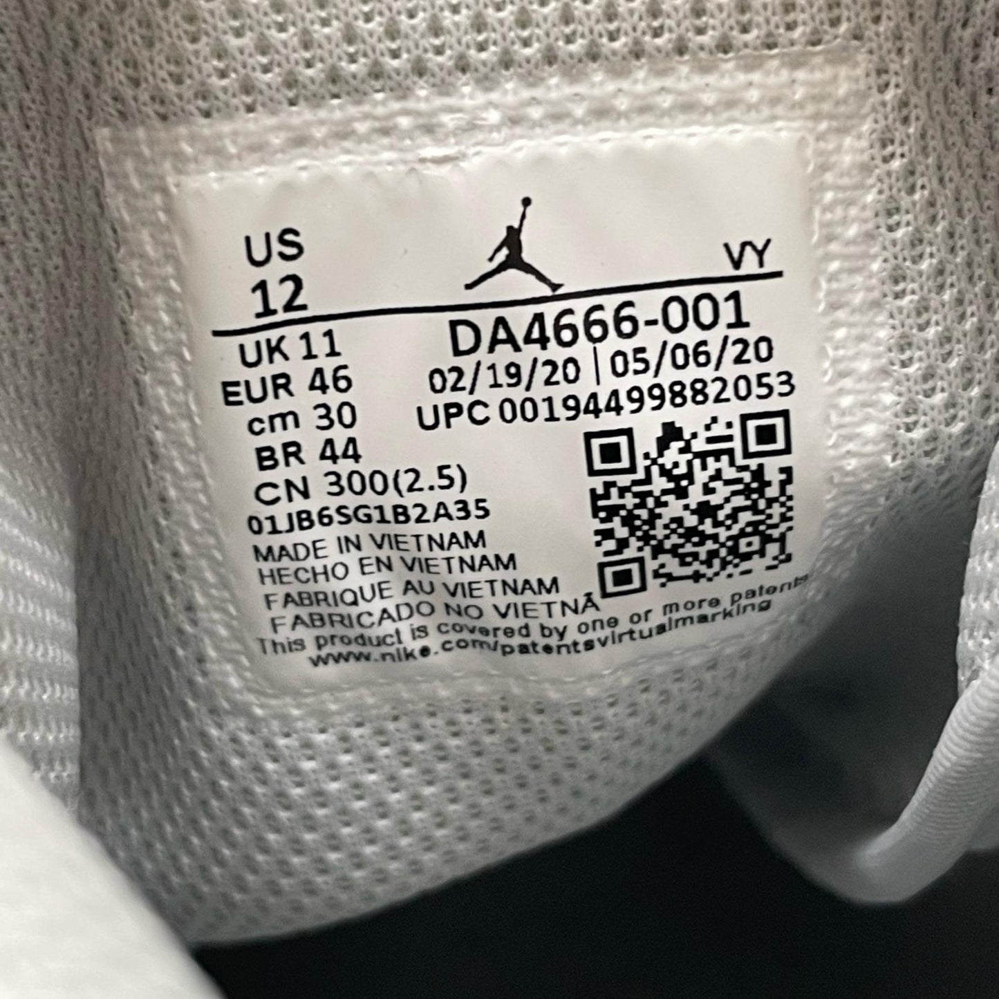 NIKE | ナイキ Air Jordan 1 Mid スニーカー DA4666-001 その他 30cm