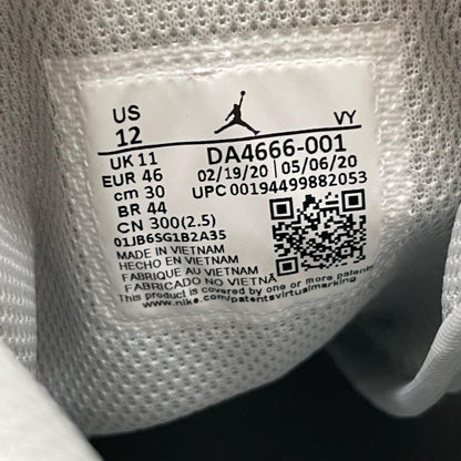 NIKE | ナイキ Air Jordan 1 Mid スニーカー DA4666-001 その他 30cm