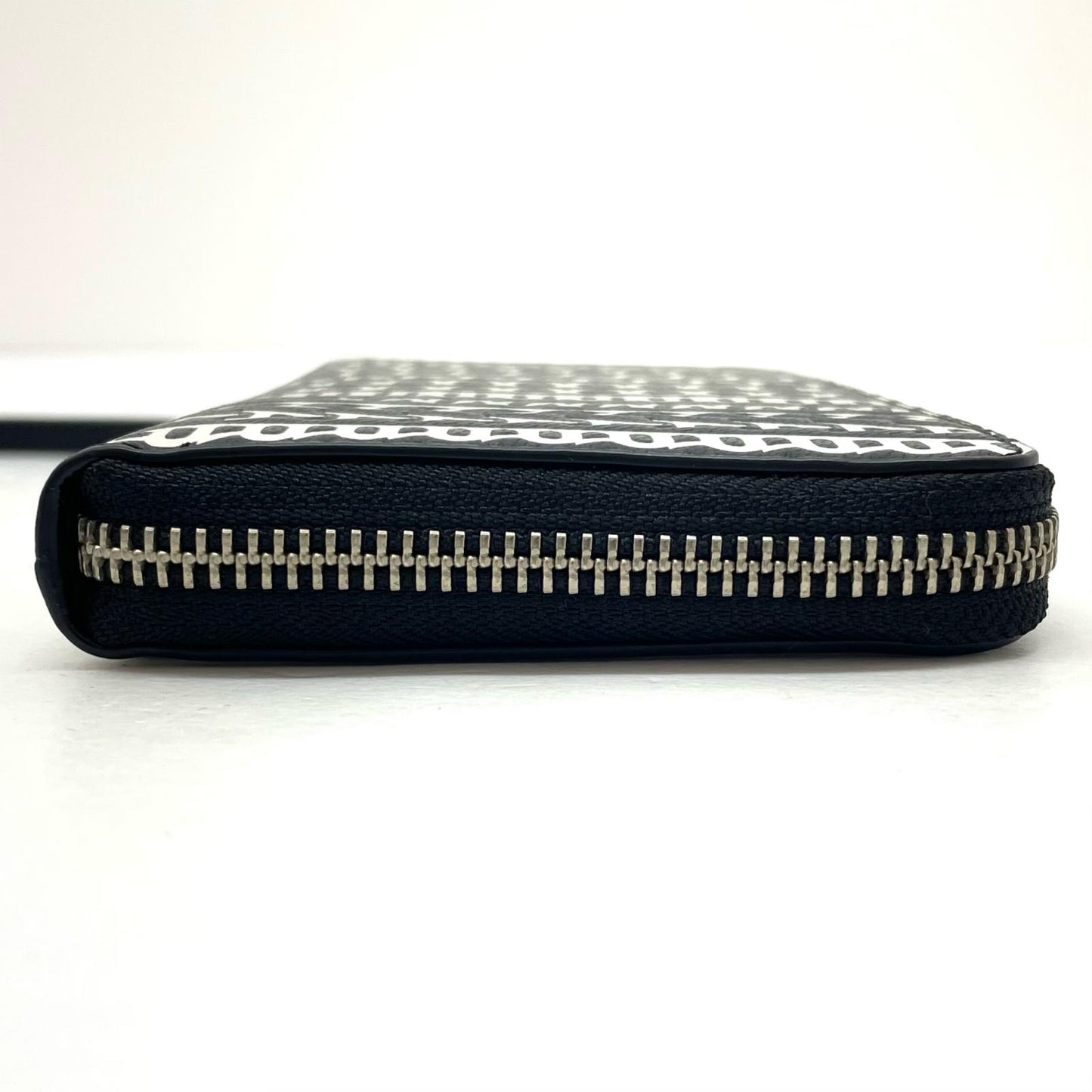 MARC JACOBS | マークジェイコブス 長財布 S151L03FA22-005 ブラック×ホワイト【尾張小牧店】