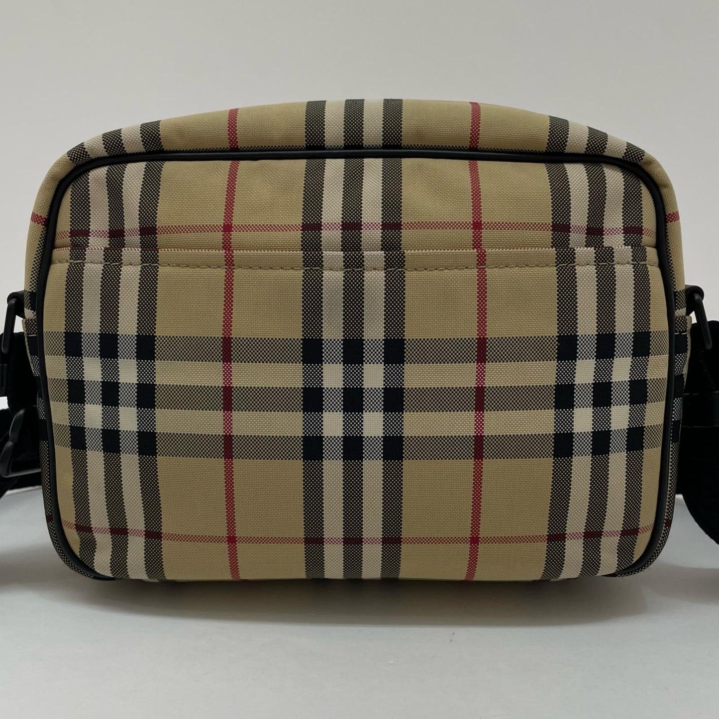 BURBERRY London England | バーバリーロンドンイングランド ショルダーバッグ 8069760 ブラウン【尾張小牧店】
