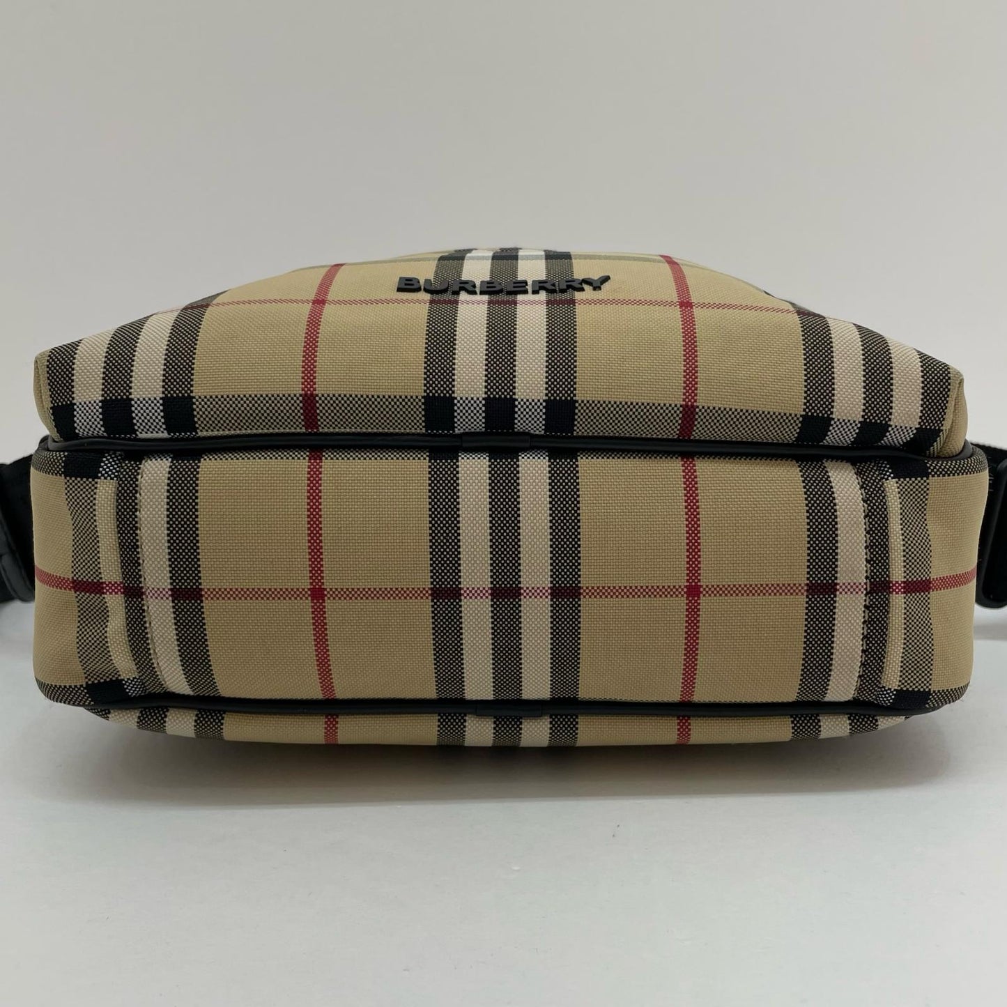 BURBERRY London England | バーバリーロンドンイングランド ショルダーバッグ 8069760 ブラウン【尾張小牧店】
