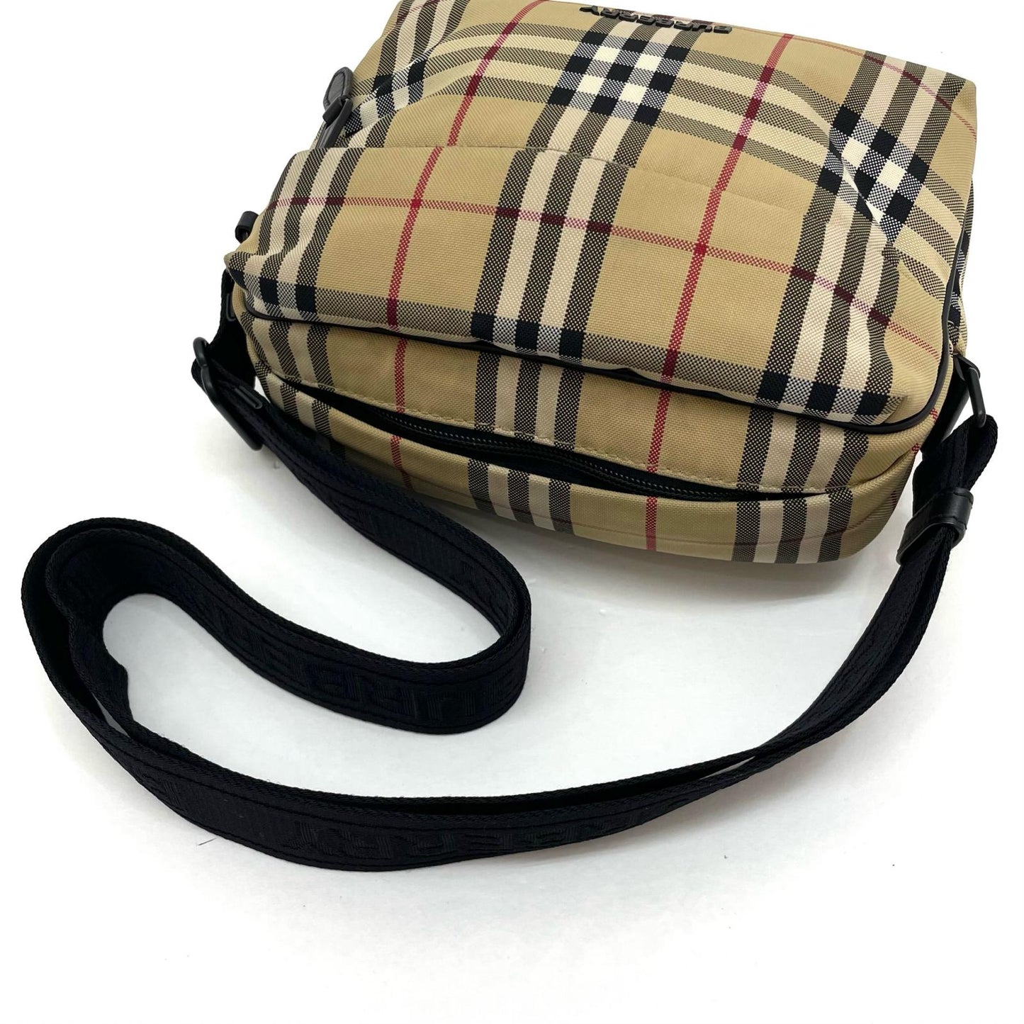 BURBERRY London England | バーバリーロンドンイングランド ショルダーバッグ 8069760 ブラウン【尾張小牧店】
