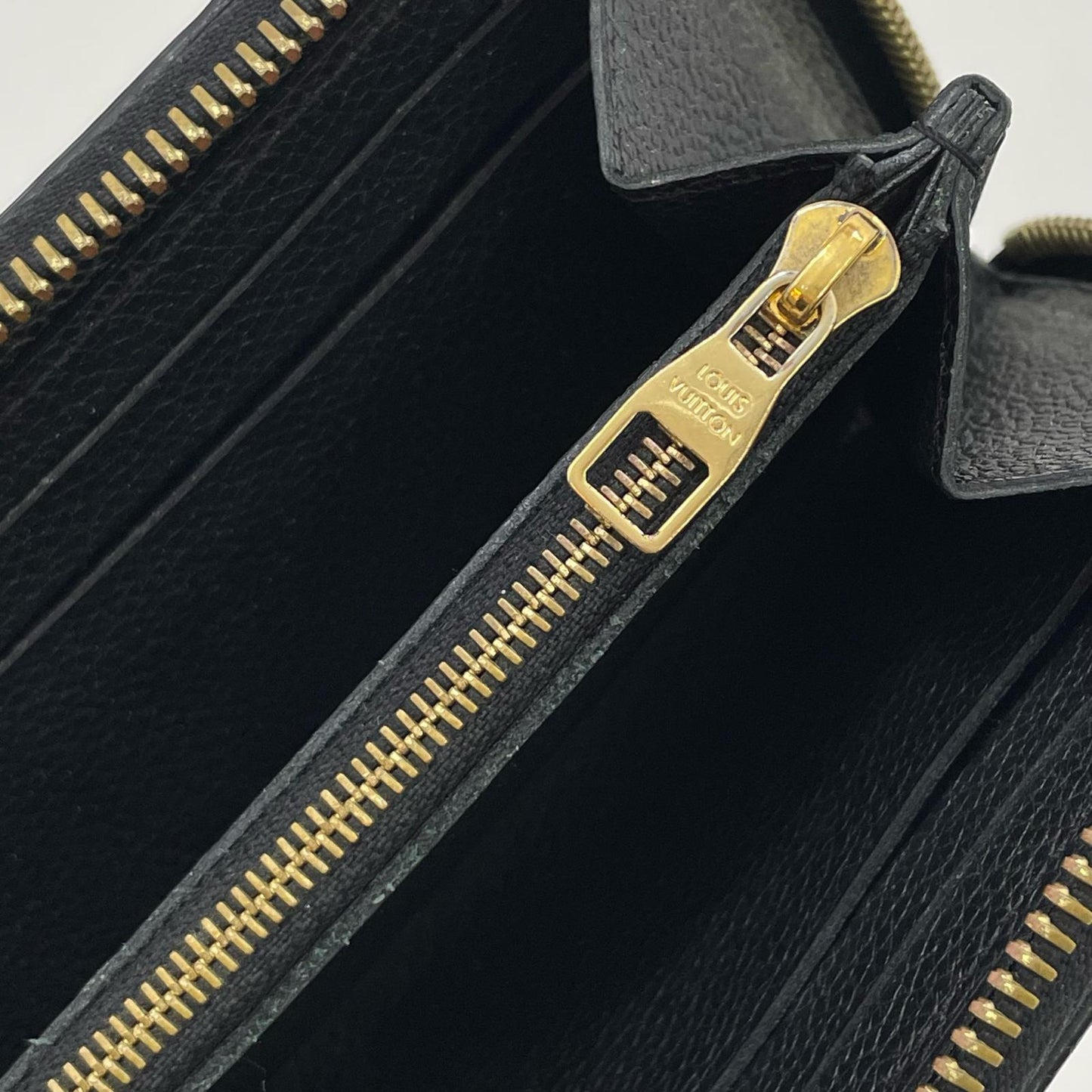 LOUIS VUITTON | ルイ・ヴィトン 長財布 ブラック【尾張小牧店】