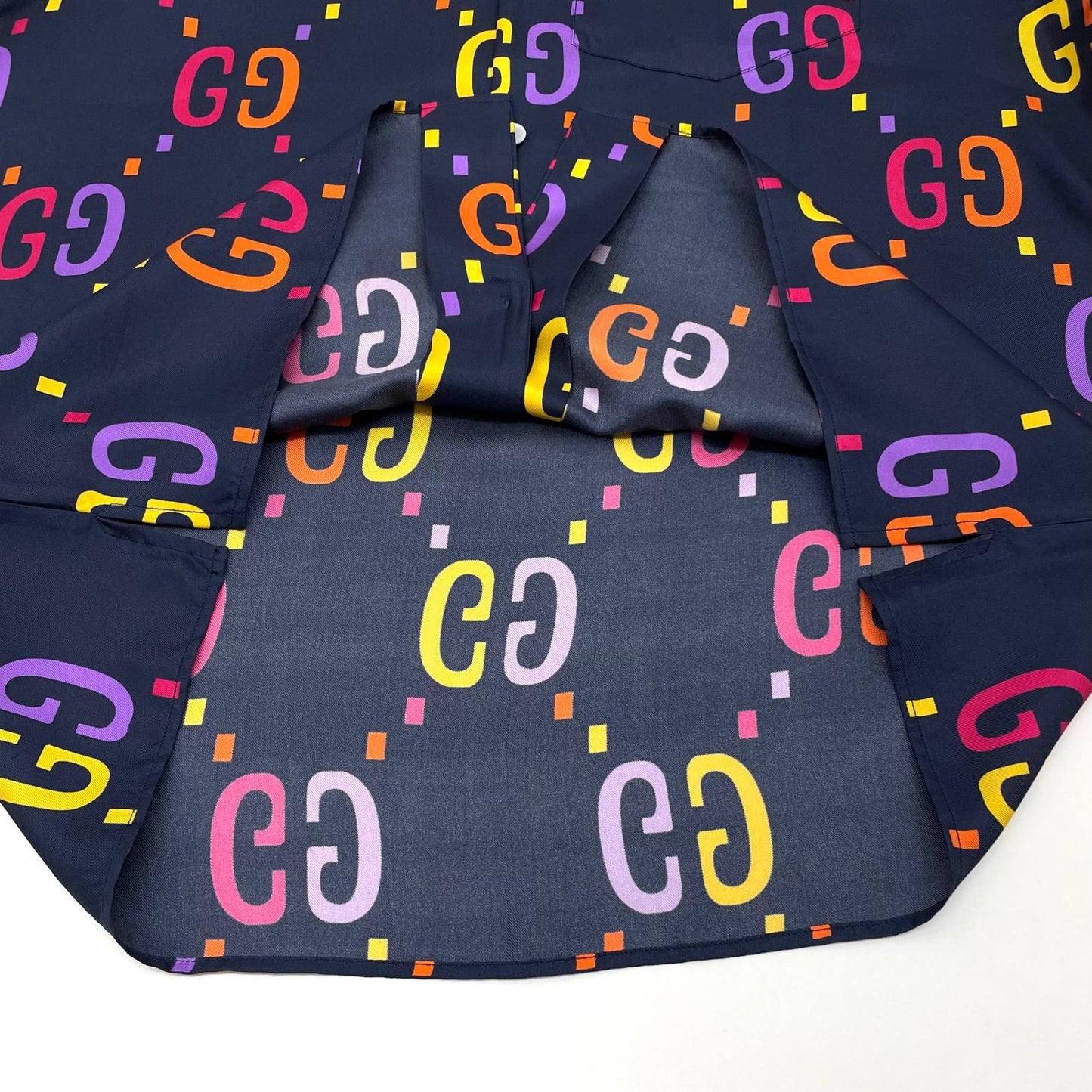 【中古】GUCCI | グッチ 半袖シャツ 694124 ZAJOZ ネイビー×マルチカラー サイズ：44【尾張小牧店】