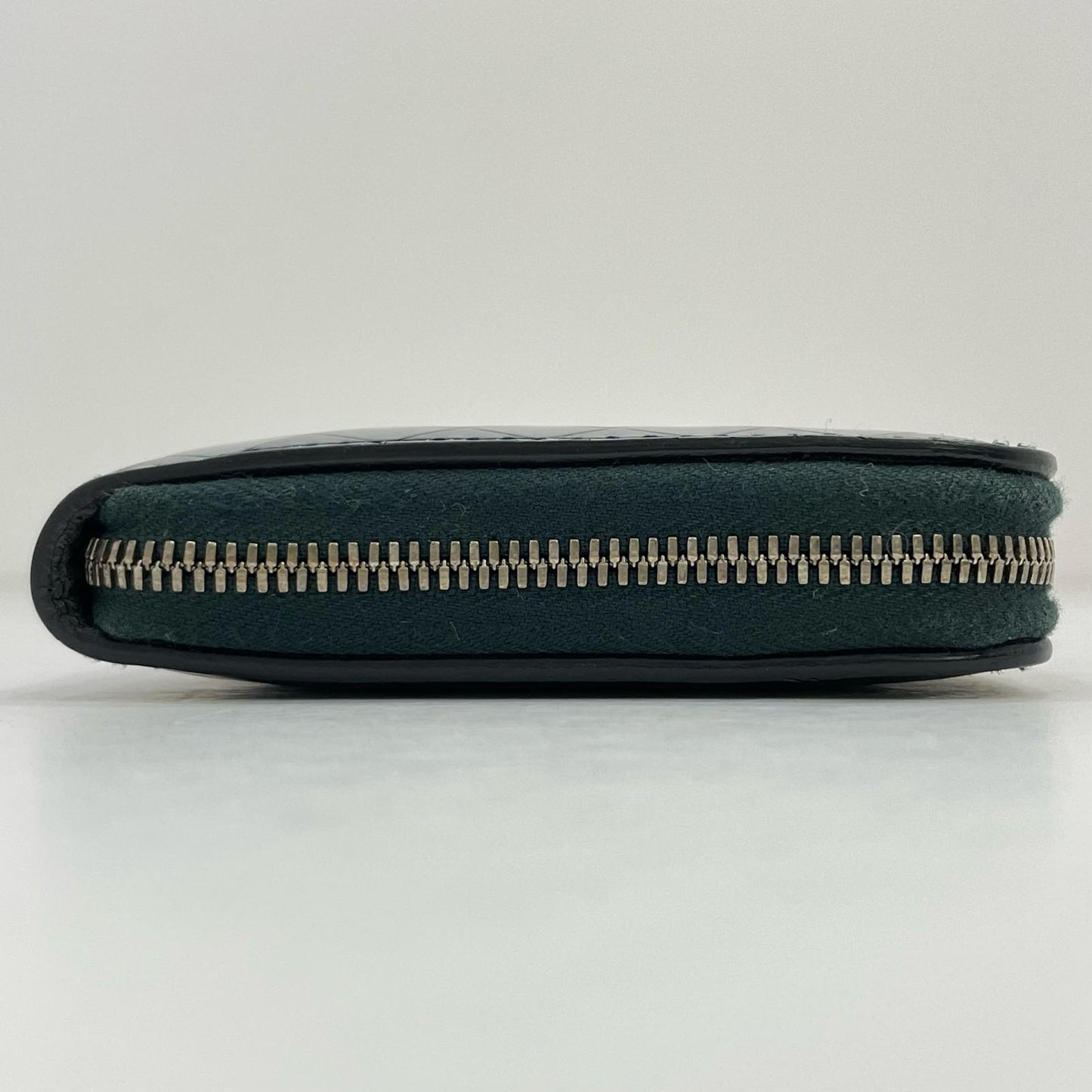 BOTTEGA VENETA | ボッテガヴェネタ 長財布 ブラック×グリーン【尾張小牧店】