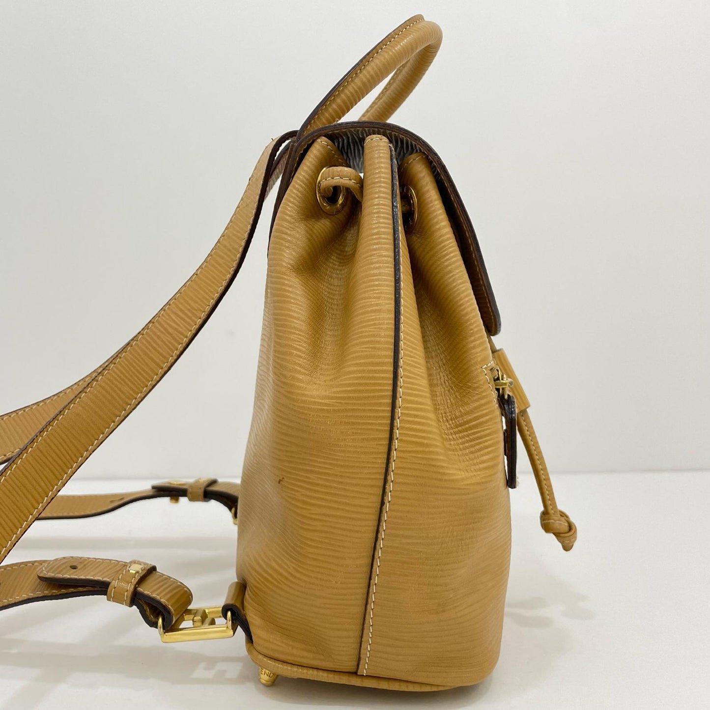 FENDI | フェンディ リュック・デイパック ベージュ【尾張小牧店】