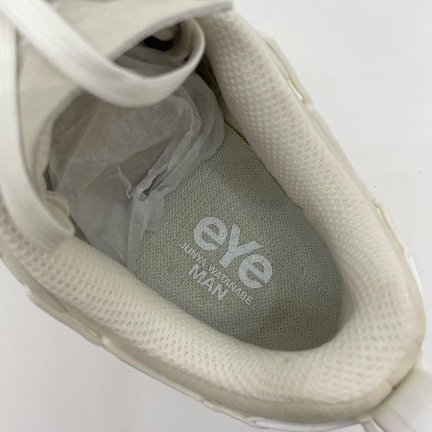 eYe COMME des GARCONS JUNYA WATANABE MAN | アイコムデギャルソンジュンヤワタナベマン エステルメッシュ スニーカー WP-K192-100 ホワイト 27cm【尾張小牧店】
