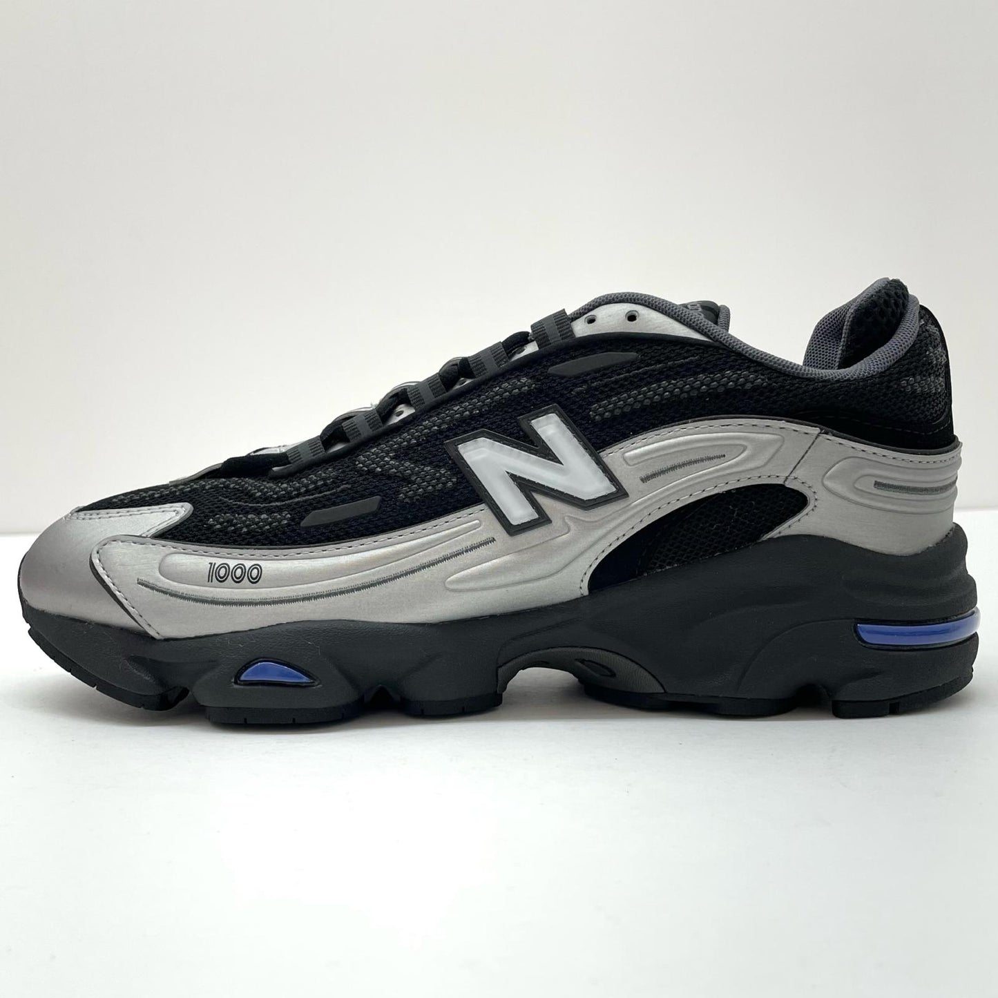 NEW BALANCE | ニューバランス スニーカー M1000DJ シルバー×ブラック 26.5cm【尾張小牧店】