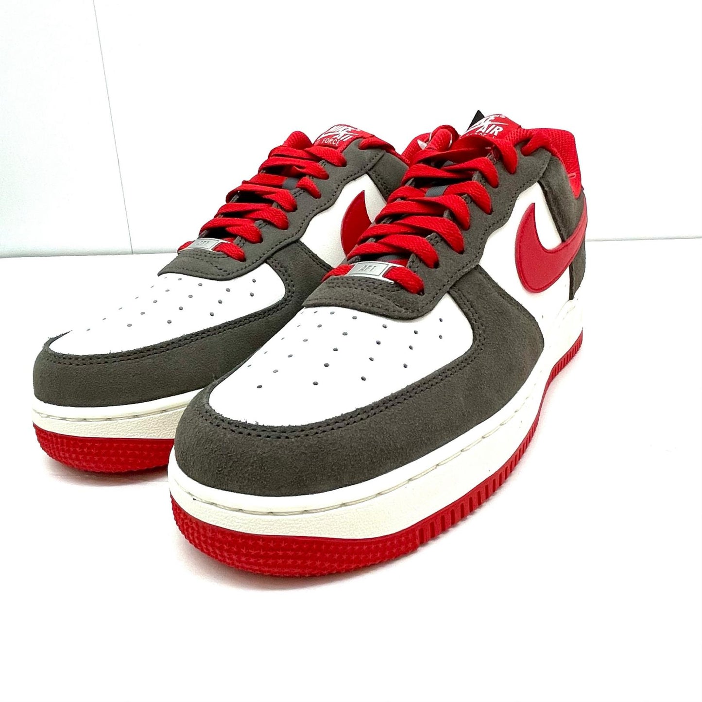 NIKE | ナイキ Air Force 1 '07 LV8 スニーカー FQ8714-201 ブラウン 28.5cm【尾張小牧店】