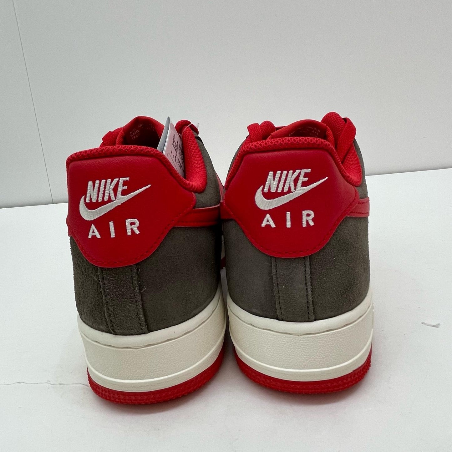 NIKE | ナイキ Air Force 1 '07 LV8 スニーカー FQ8714-201 ブラウン 28.5cm【尾張小牧店】