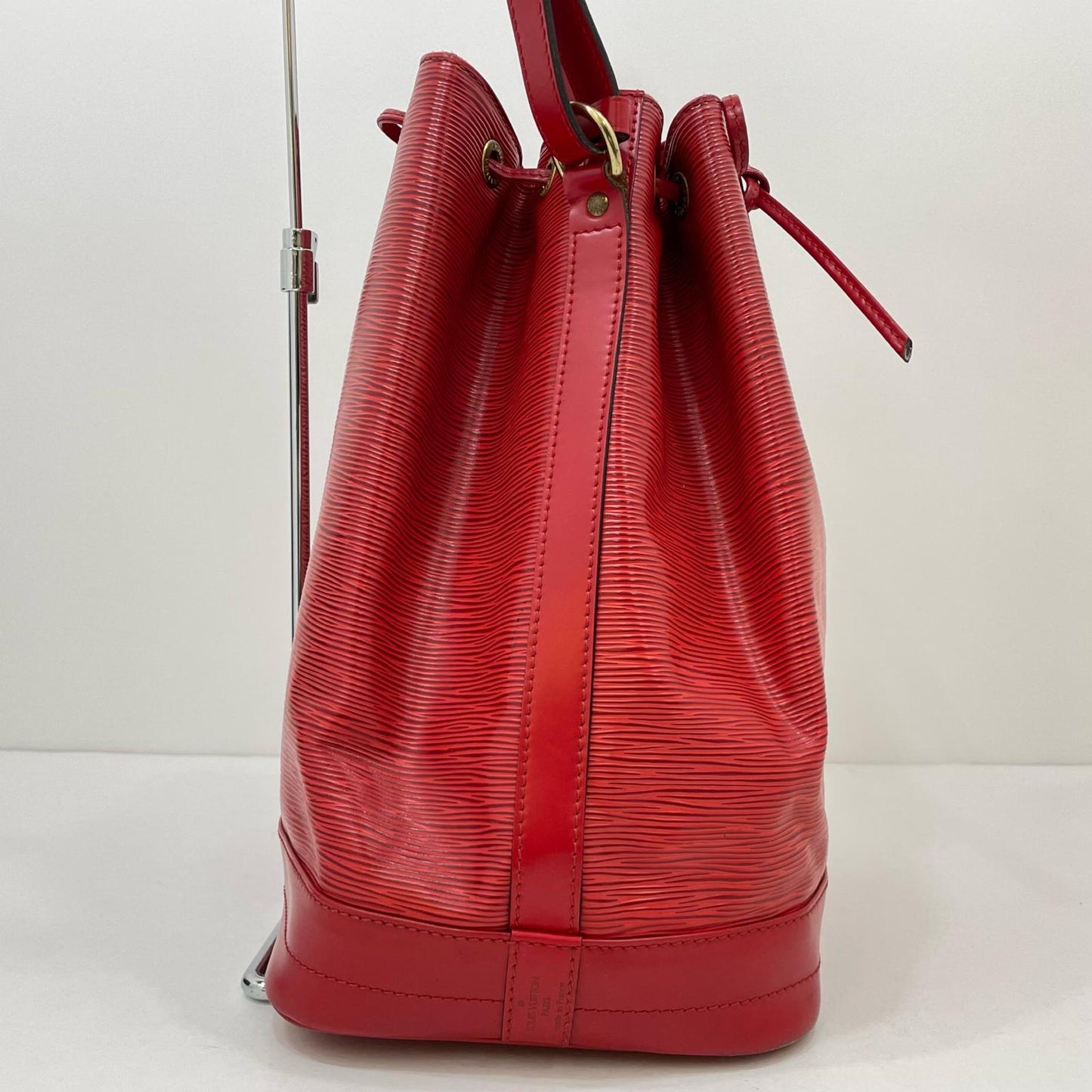 LOUIS VUITTON | ルイ・ヴィトン ショルダーバッグ レッド【尾張小牧店】
