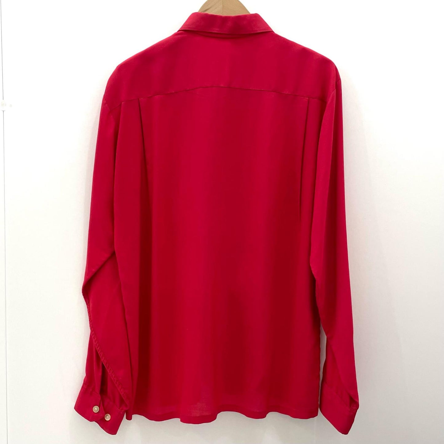 VINTAGE | ビンテージ レーヨンシャツ 半袖シャツ レッド サイズ：M【尾張小牧店】