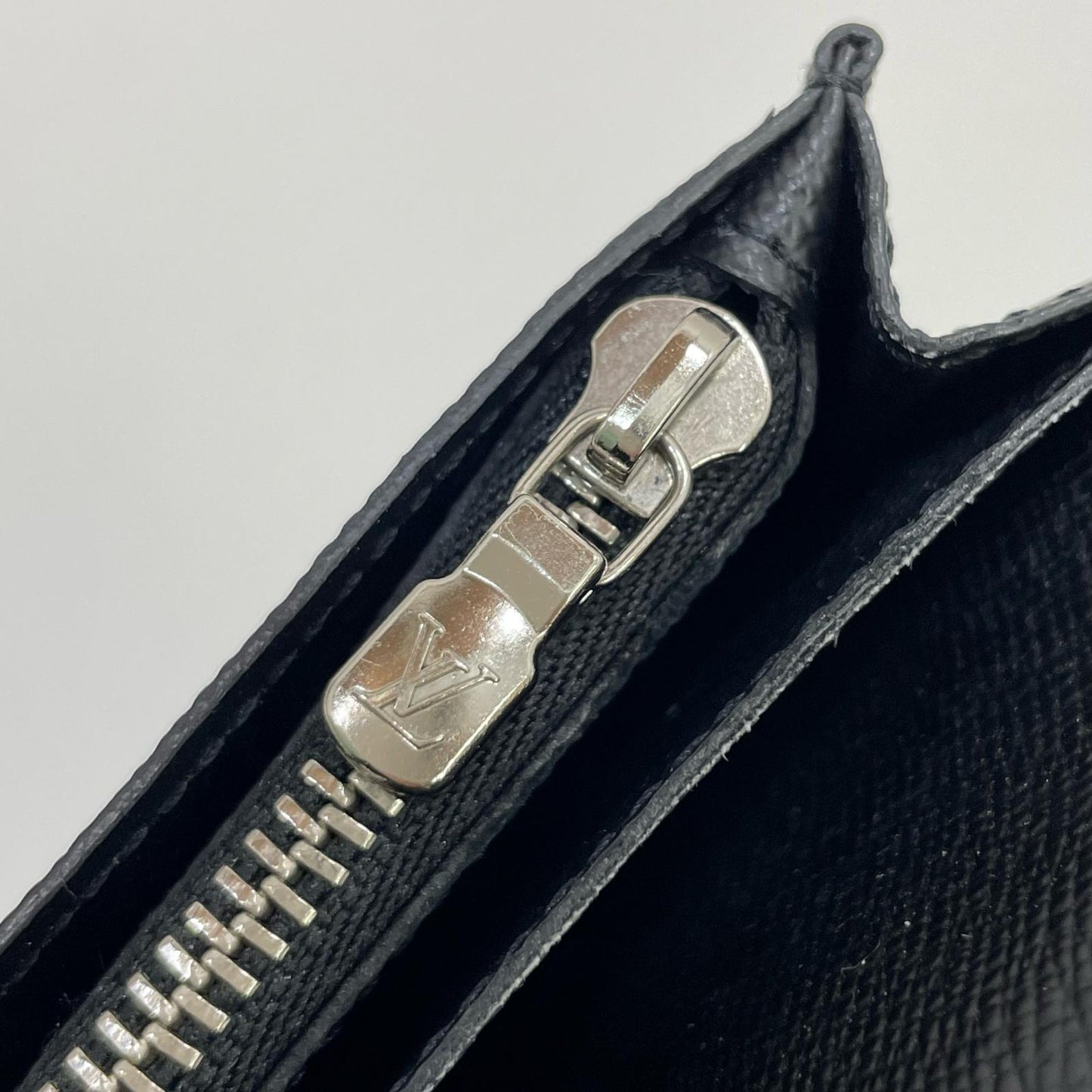 LOUIS VUITTON | ルイ・ヴィトン 長財布 ブラック【尾張小牧店】