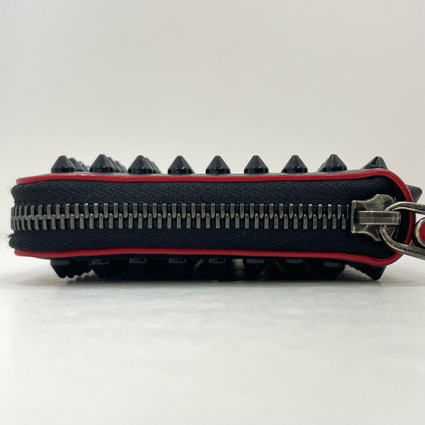 Christian Louboutin | クリスチャンルブタン 長財布 ブラック×レッド【尾張小牧店】