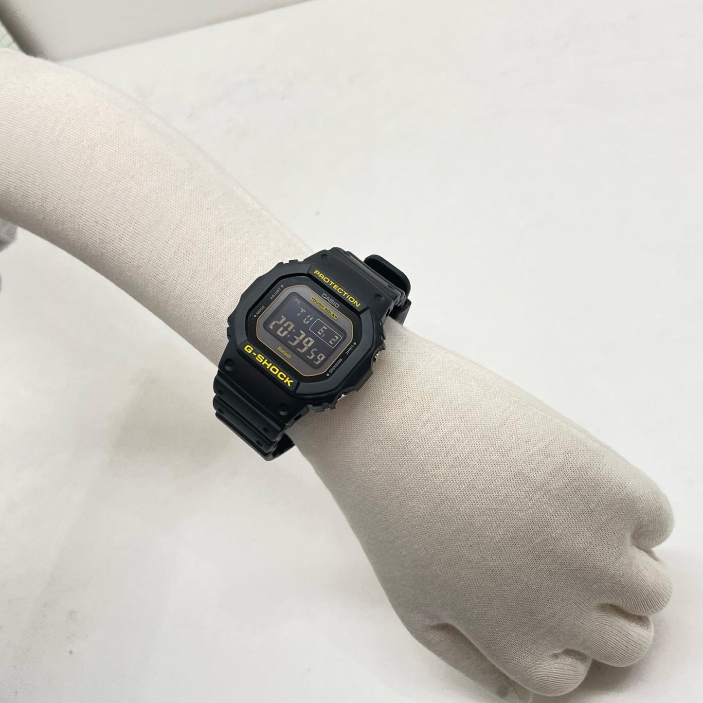 G-SHOCK | ジーショック 腕時計 イエロー【尾張小牧店】