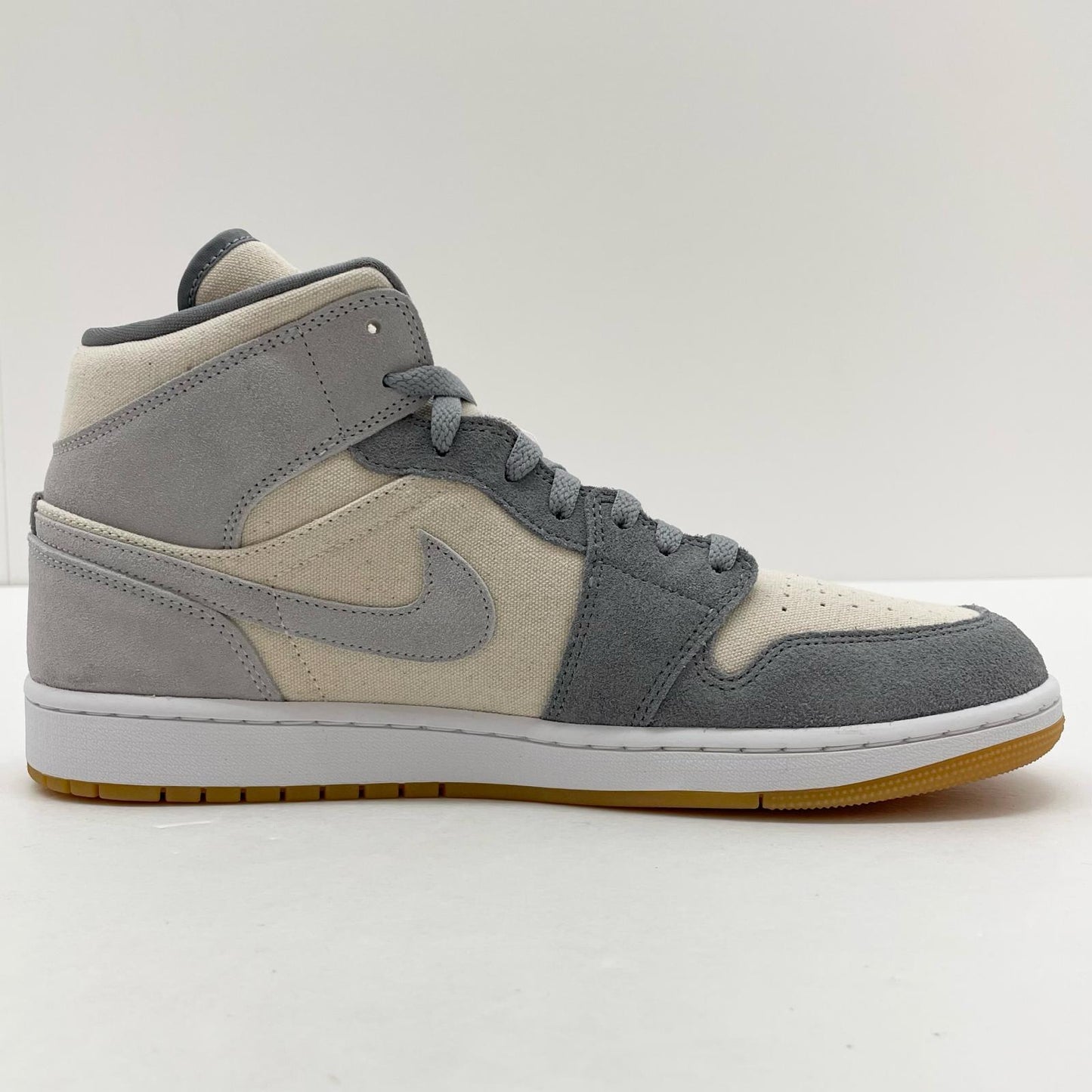 NIKE | ナイキ Air Jordan 1 Mid SE スニーカー DN4281-100 グレー×ベージュ 30cm