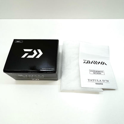【フィッシング/釣り/釣具/リール】 【ベイトリール/右ハンドル】Daiwa | ダイワ 25タトゥーラ SV TW 100XH【尾張小牧店】