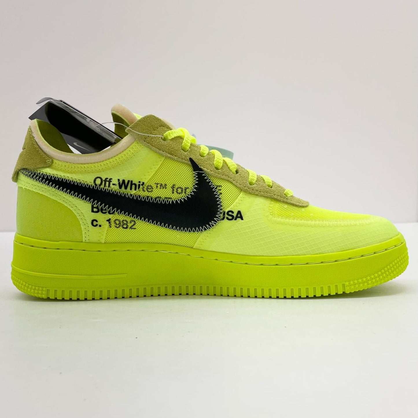 NIKE | ナイキ Air Force 1 Low Volt スニーカー AO4606-700 イエロー 28cm