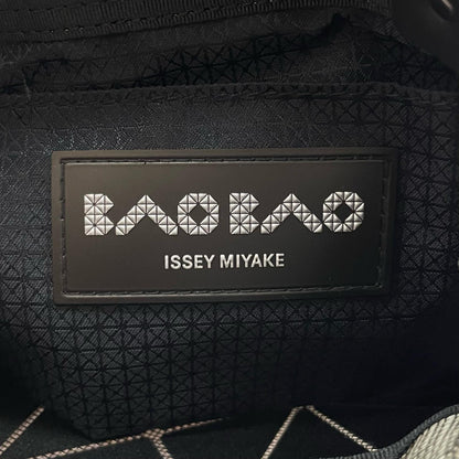 ISSEY MIYAKE | イッセイミヤケ BAO BAO ハンドバッグ BB53-AG610-05 ピンク【尾張小牧店】