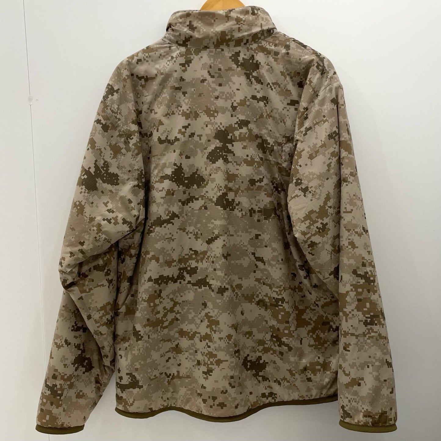 MILITARY衣料 | ミリタリーイリョウ アメリカ軍仕様 プリマロフト 中綿ジャケット カモ柄【尾張小牧店】