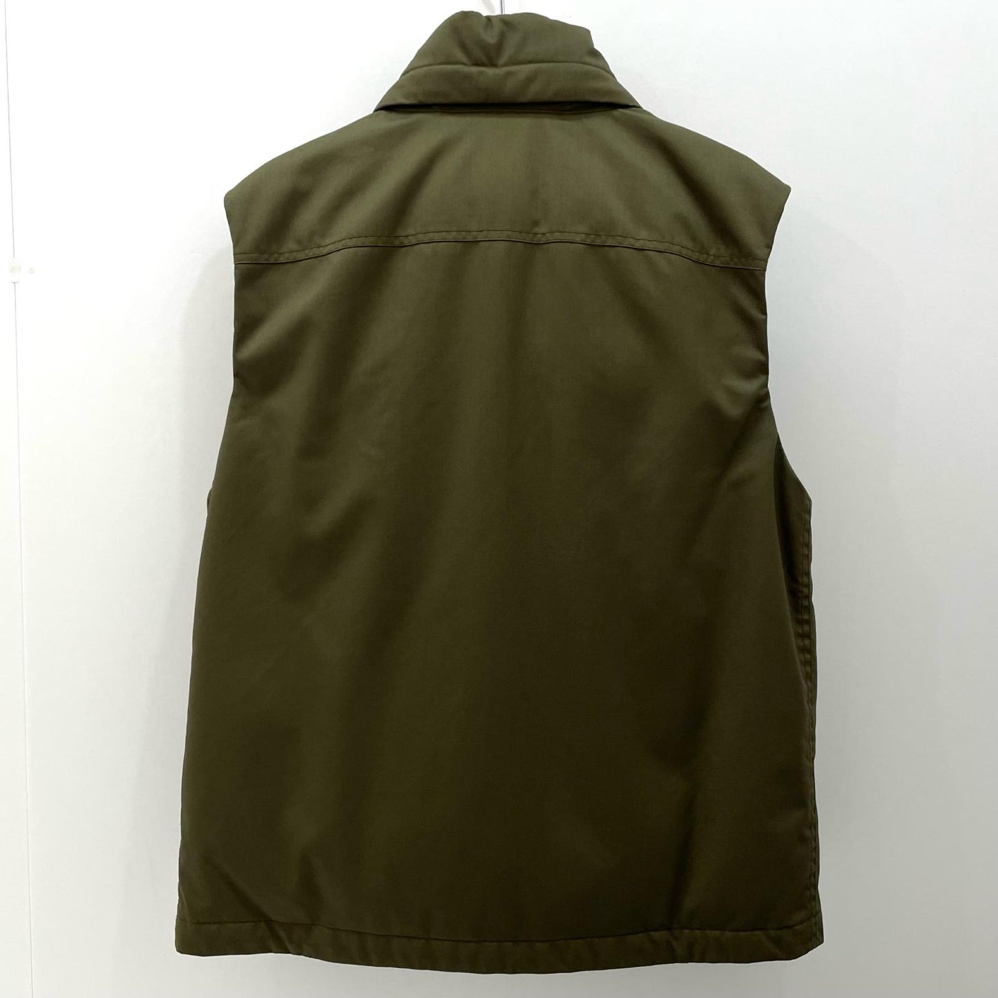 STONE ISLAND | ストーンアイランド ダウンベスト カーキ サイズ：M【尾張小牧店】