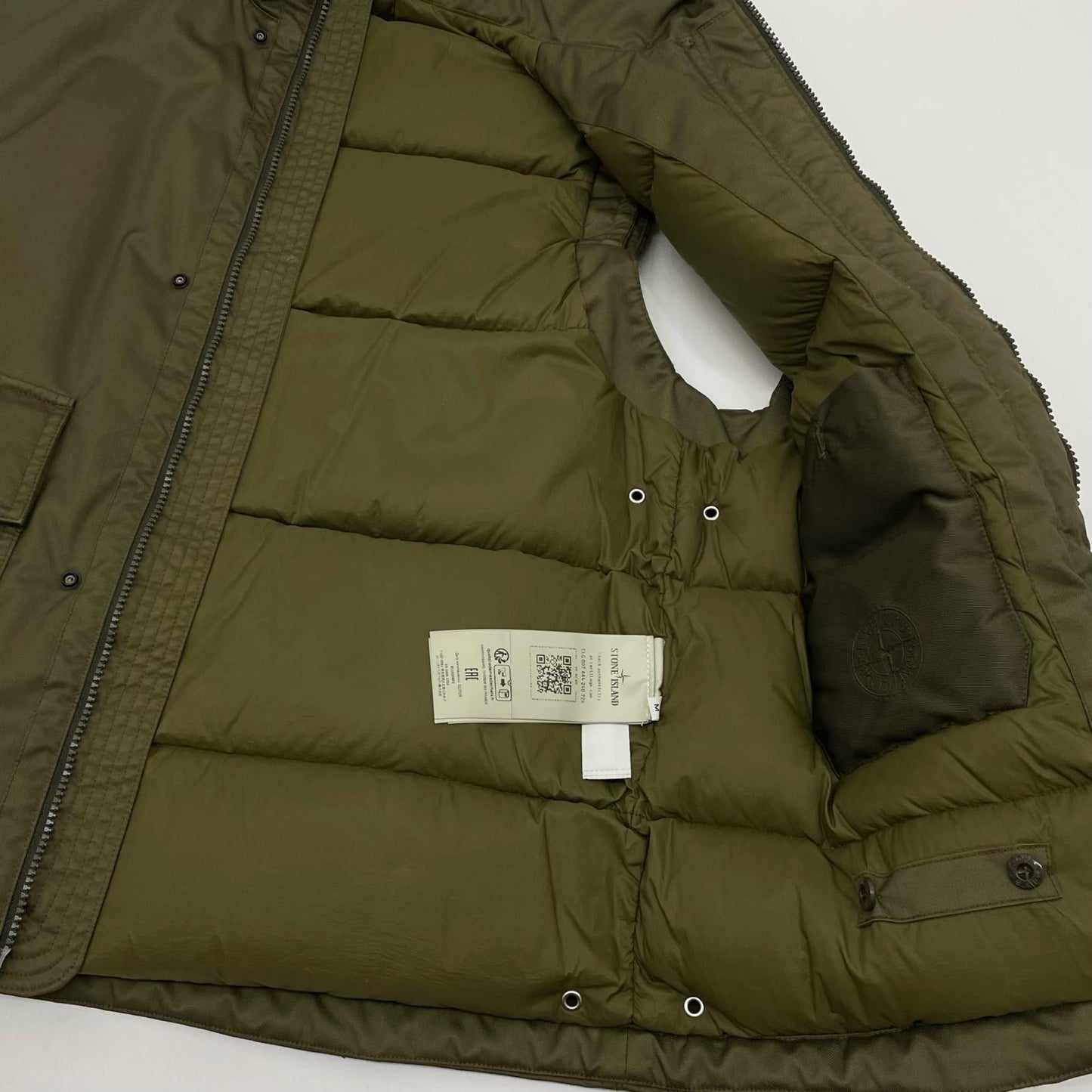 STONE ISLAND | ストーンアイランド ダウンベスト カーキ サイズ：M【尾張小牧店】