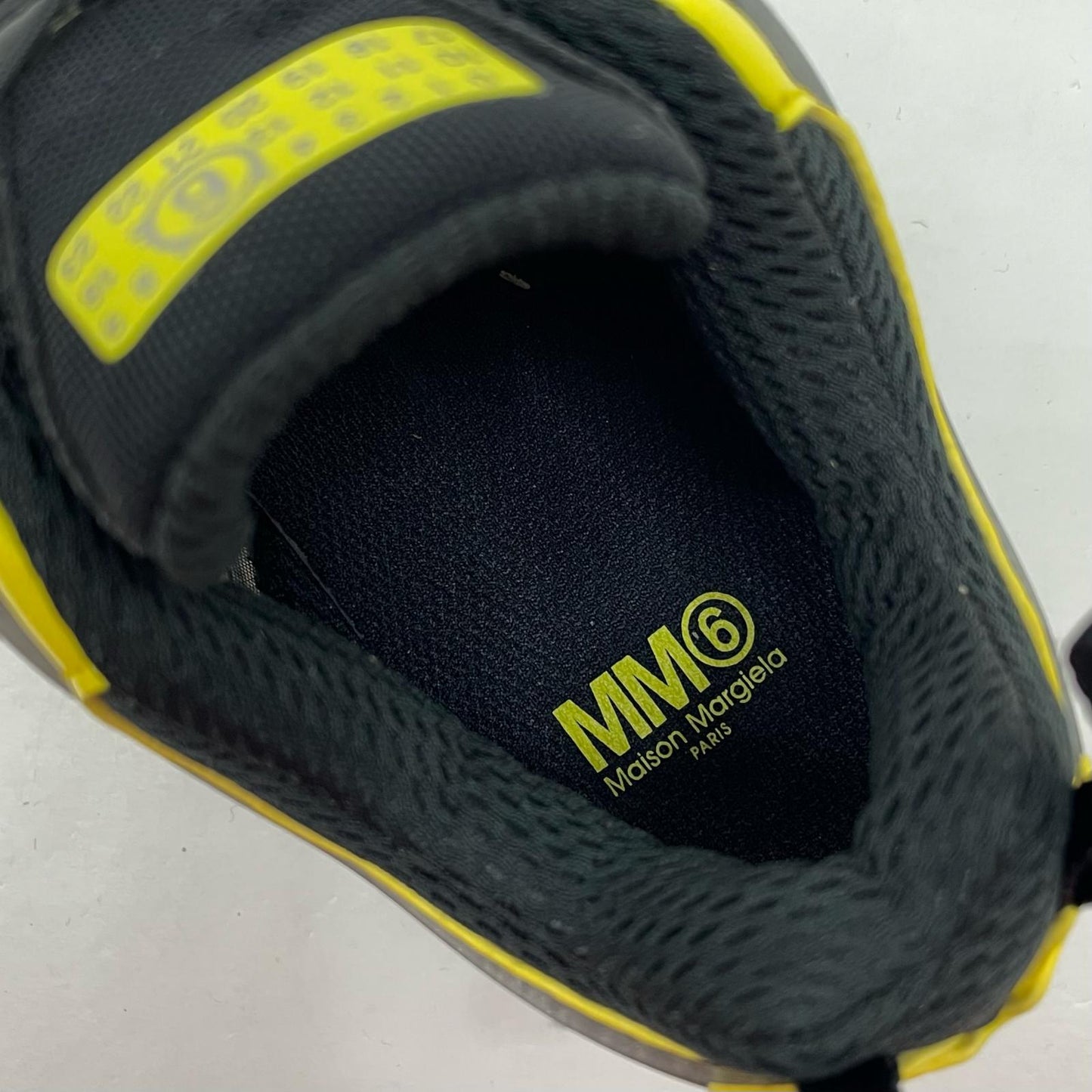 SALOMON | サロモン ACS PRO スニーカー S59WS0215 イエロー×ブラック 24.5cm【尾張小牧店】