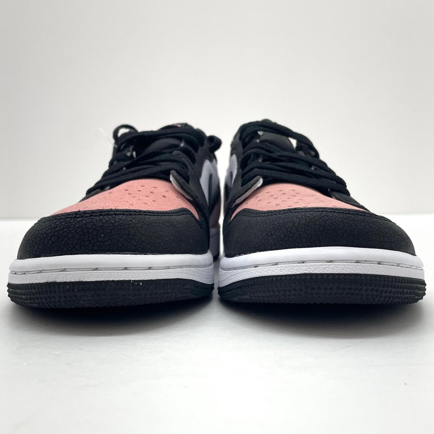 【中古】NIKE | ナイキ Air Jordan 1 Low OG "Bleached Coral"/エアジョーダン1 ロー OG "ブリーチド コーラル"　スニーカー 靴　CZ0790-061 ピンク×ブラック×ホワイト 27cm【尾張小牧店】