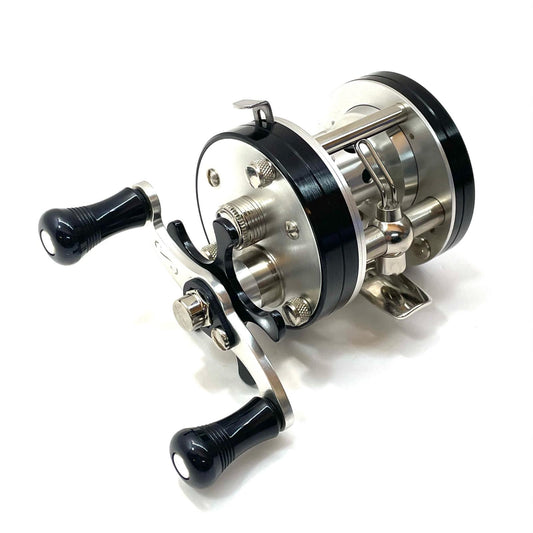 【フィッシング/釣り/釣具/リール】 【ベイトリール/右ハンドル】 | 五十鈴工業 BC420SSS VINTAGE 【尾張小牧店】