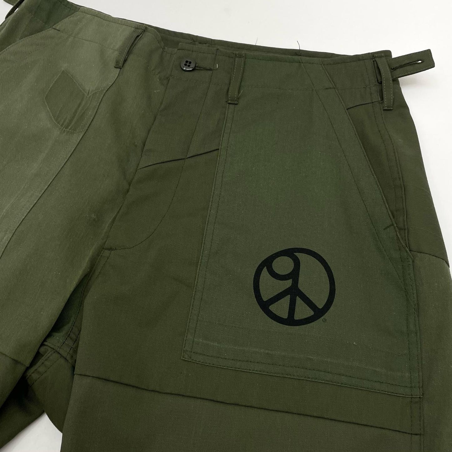 Needles | ニードルス Rebuild Fatigue Pant “Peace To パンツ 2026-PA9-006 カーキ サイズ：M【尾張小牧店】