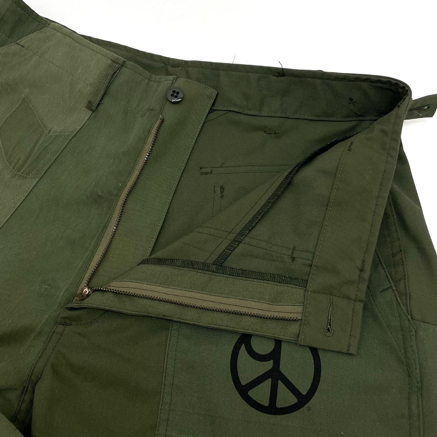 Needles | ニードルス Rebuild Fatigue Pant “Peace To パンツ 2026-PA9-006 カーキ サイズ：M【尾張小牧店】