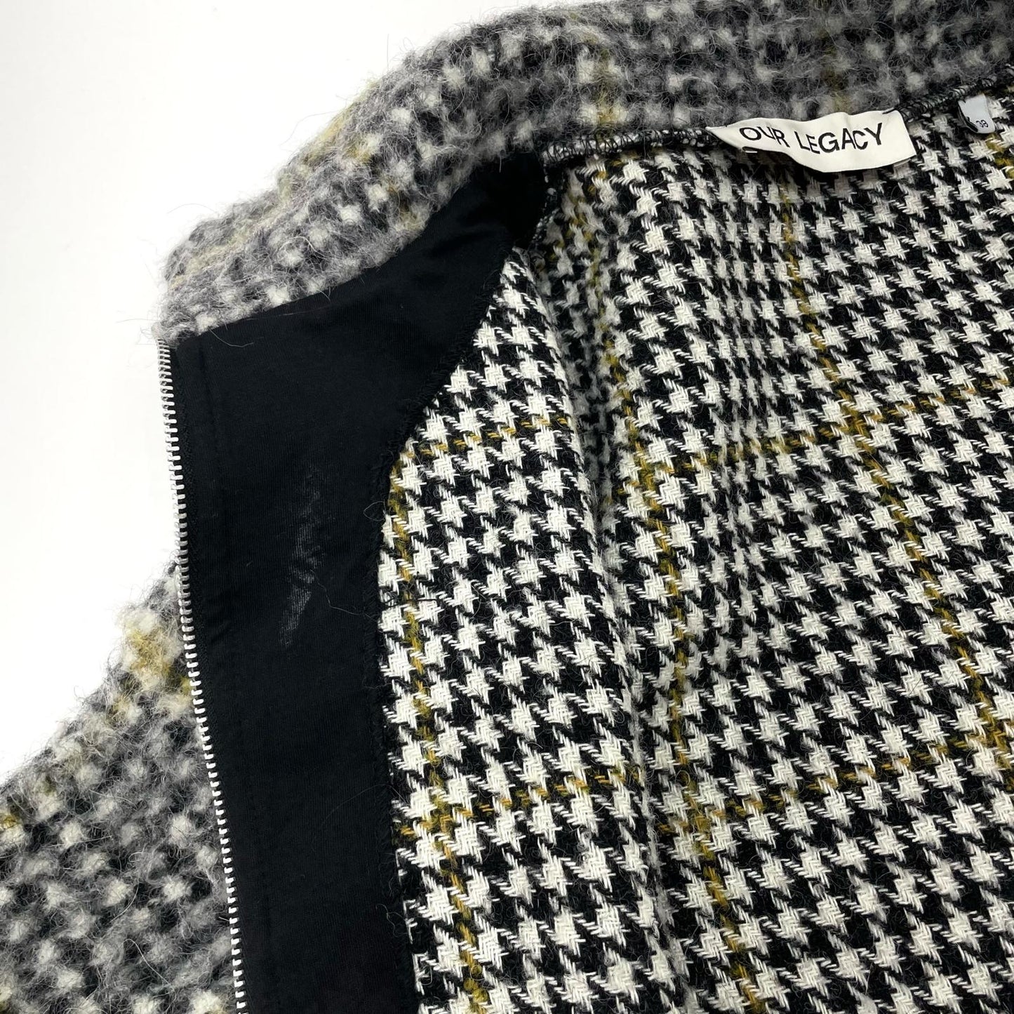 Our Legacy | アワーレガシー SLIM ZIP LONGSLEEVE カーディガン W4236SPH ブラック×イエロー×ホワイト サイズ：38【尾張小牧店】
