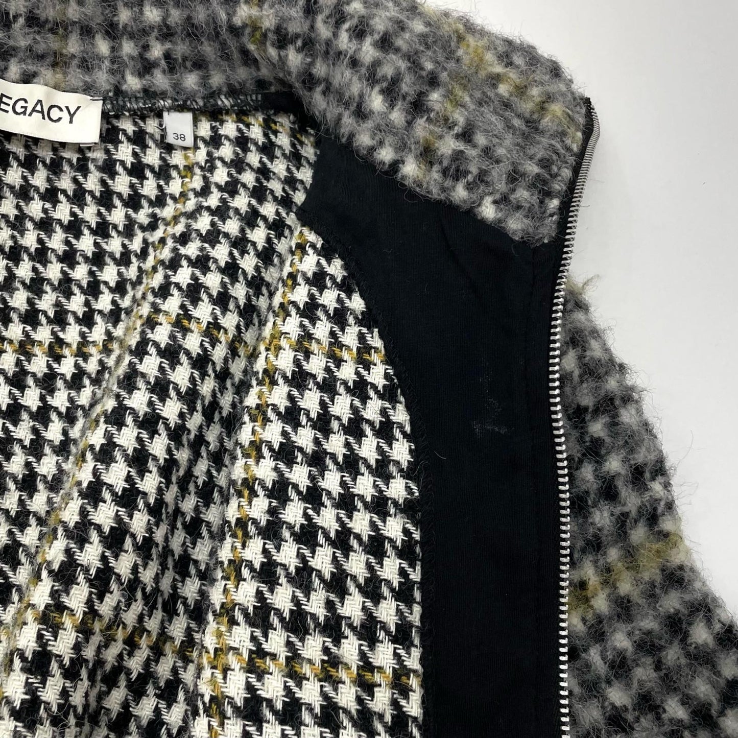 Our Legacy | アワーレガシー SLIM ZIP LONGSLEEVE カーディガン W4236SPH ブラック×イエロー×ホワイト サイズ：38【尾張小牧店】