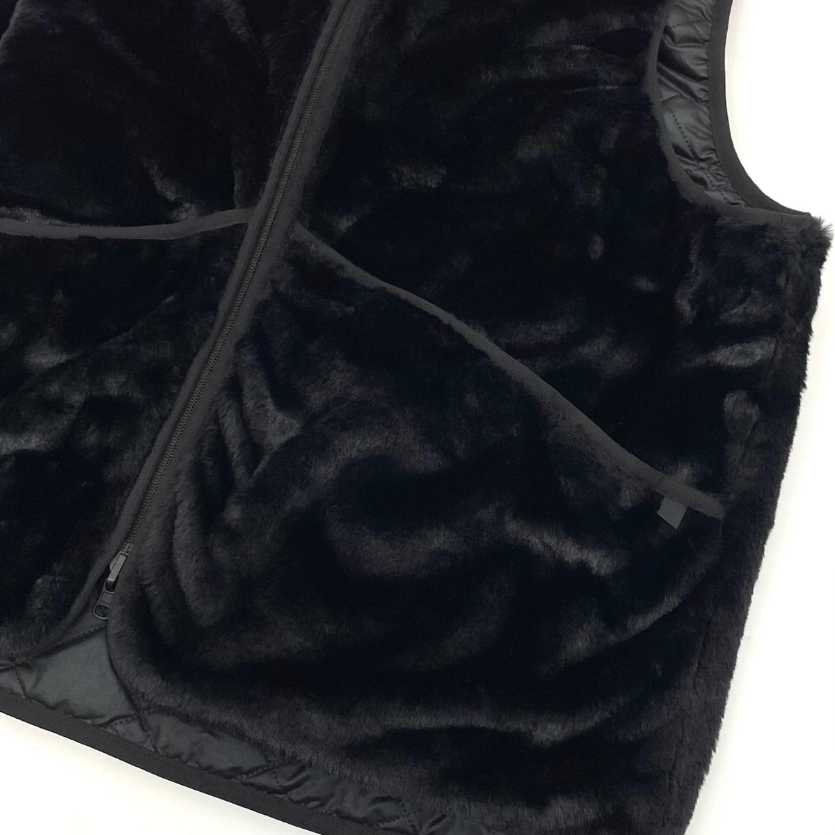 【中古】DAIWA PIER39 | ダイワピア TECH REVERSIBLE BRITISH HUNTER FUR VEST リバーシブル中綿ベスト BJ-44025W ブラック サイズ：M【尾張小牧店】